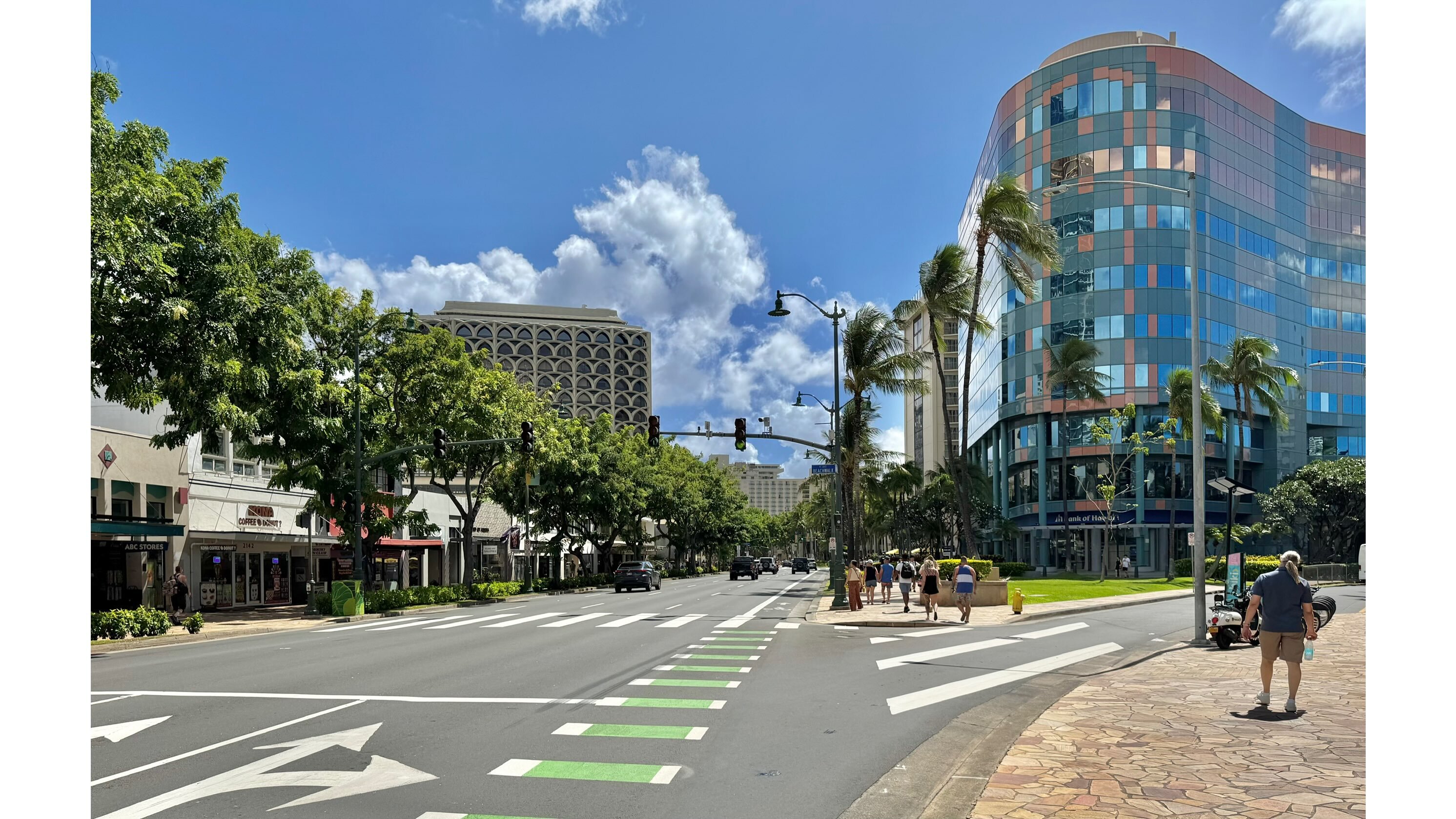 Kalakaua and Beachwalk present day