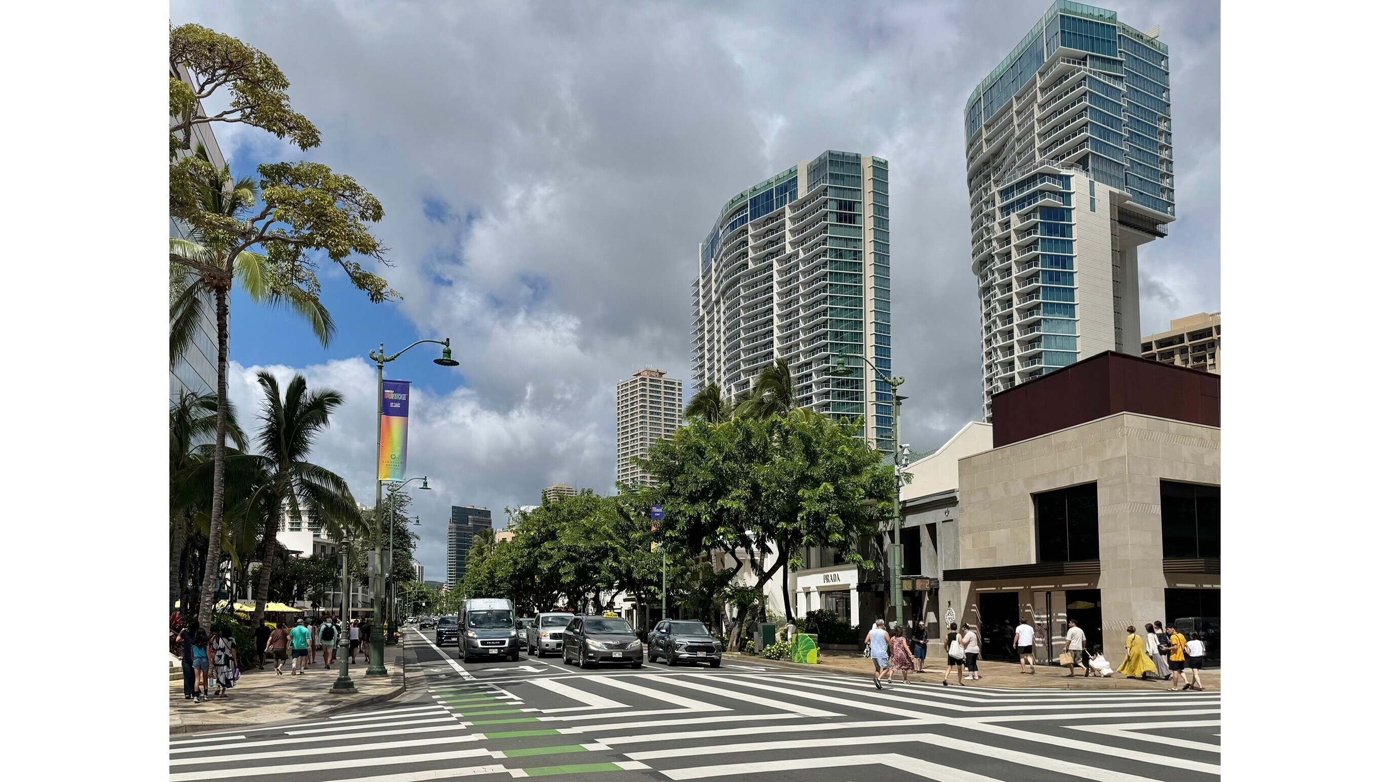 Kalakaua and Lewers, present day