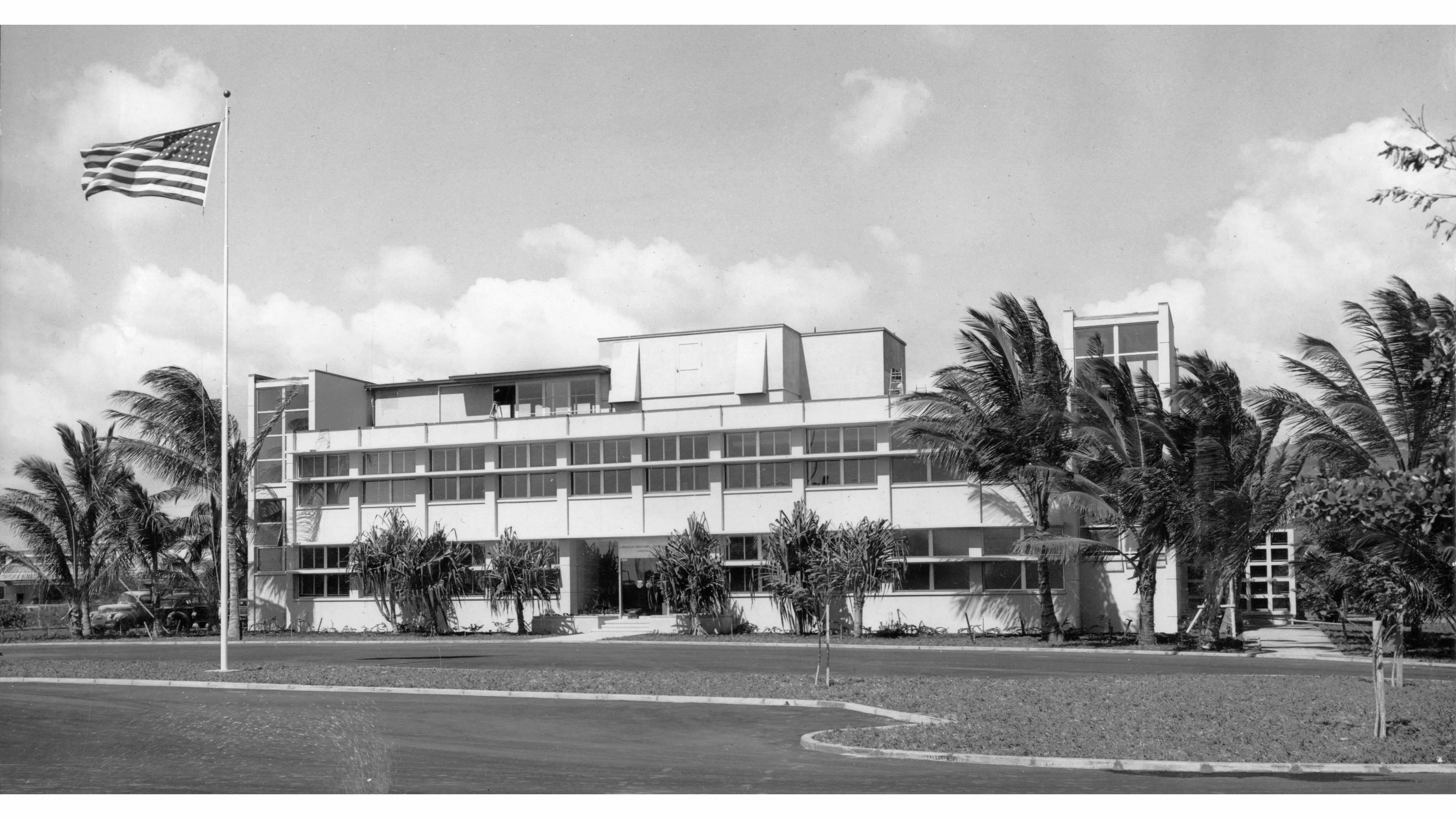 Hawaiian Dredging building 1950