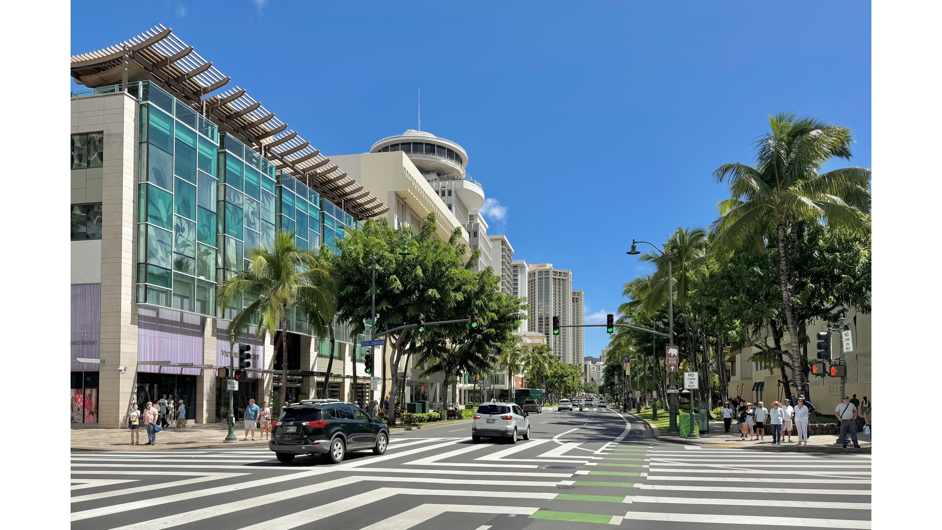 Kalakaua and Lewers, present day