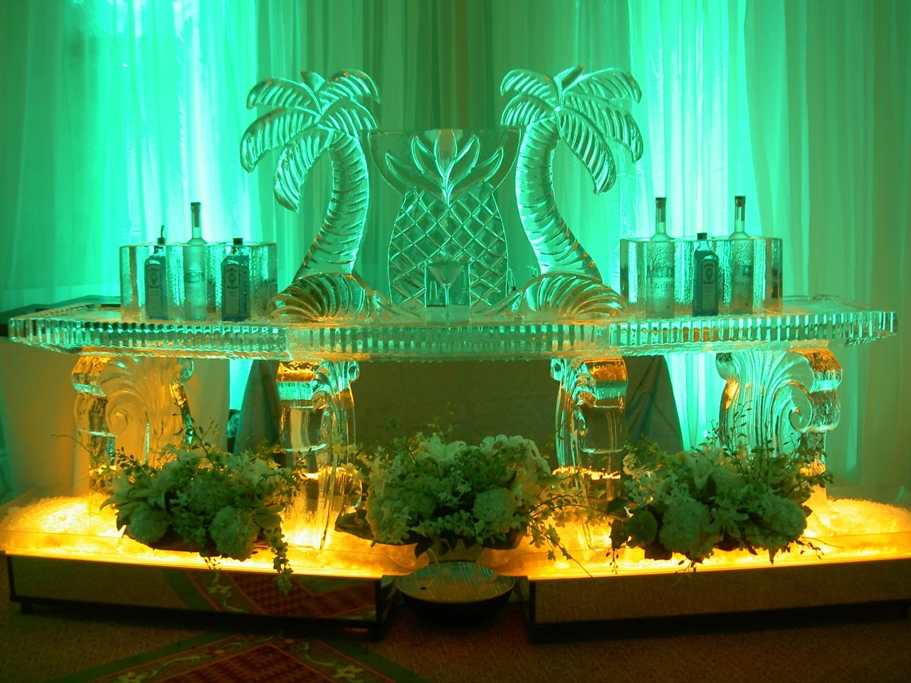 Darren Ho ice sculpture