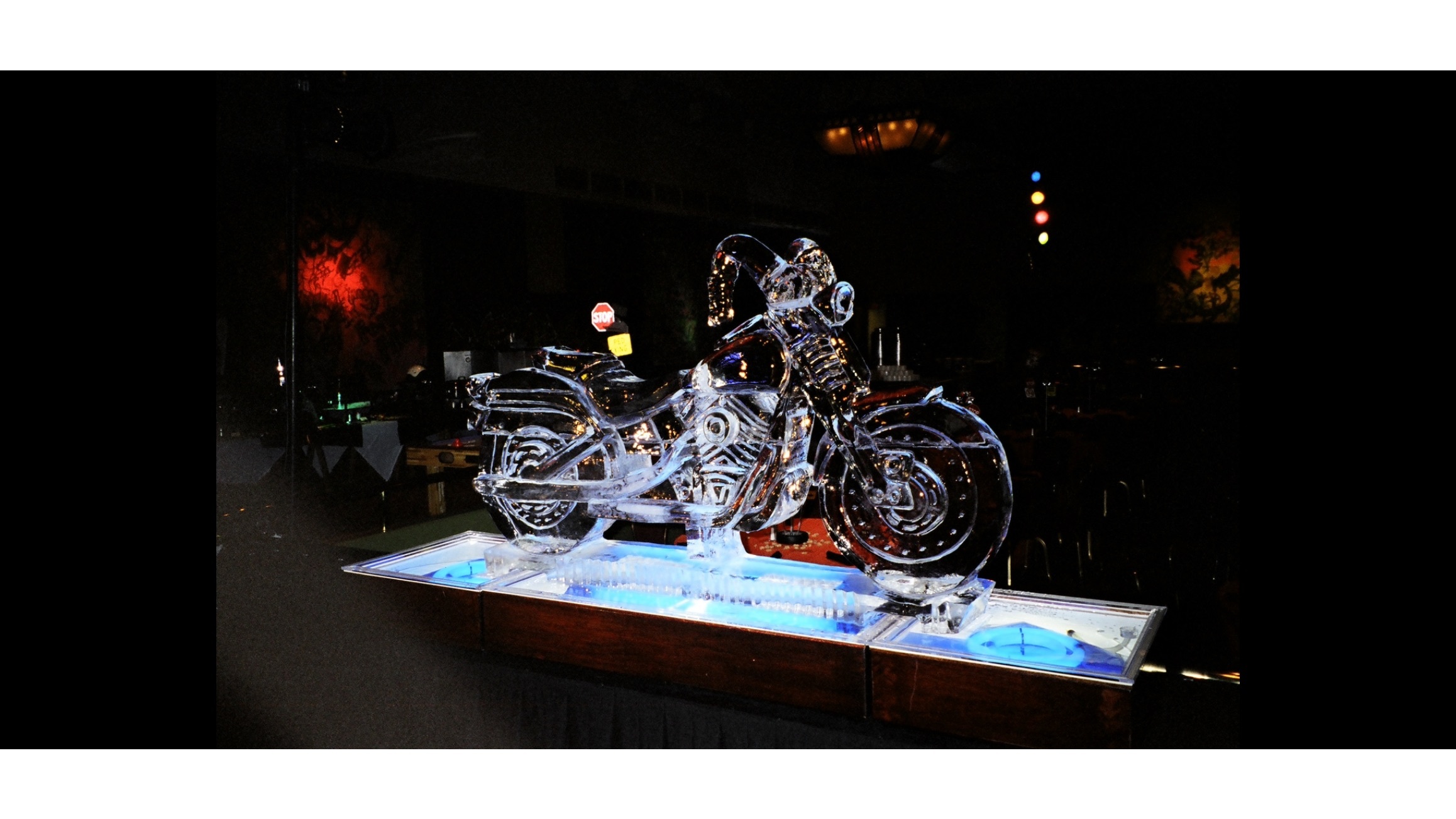 Darren Ho ice sculpture