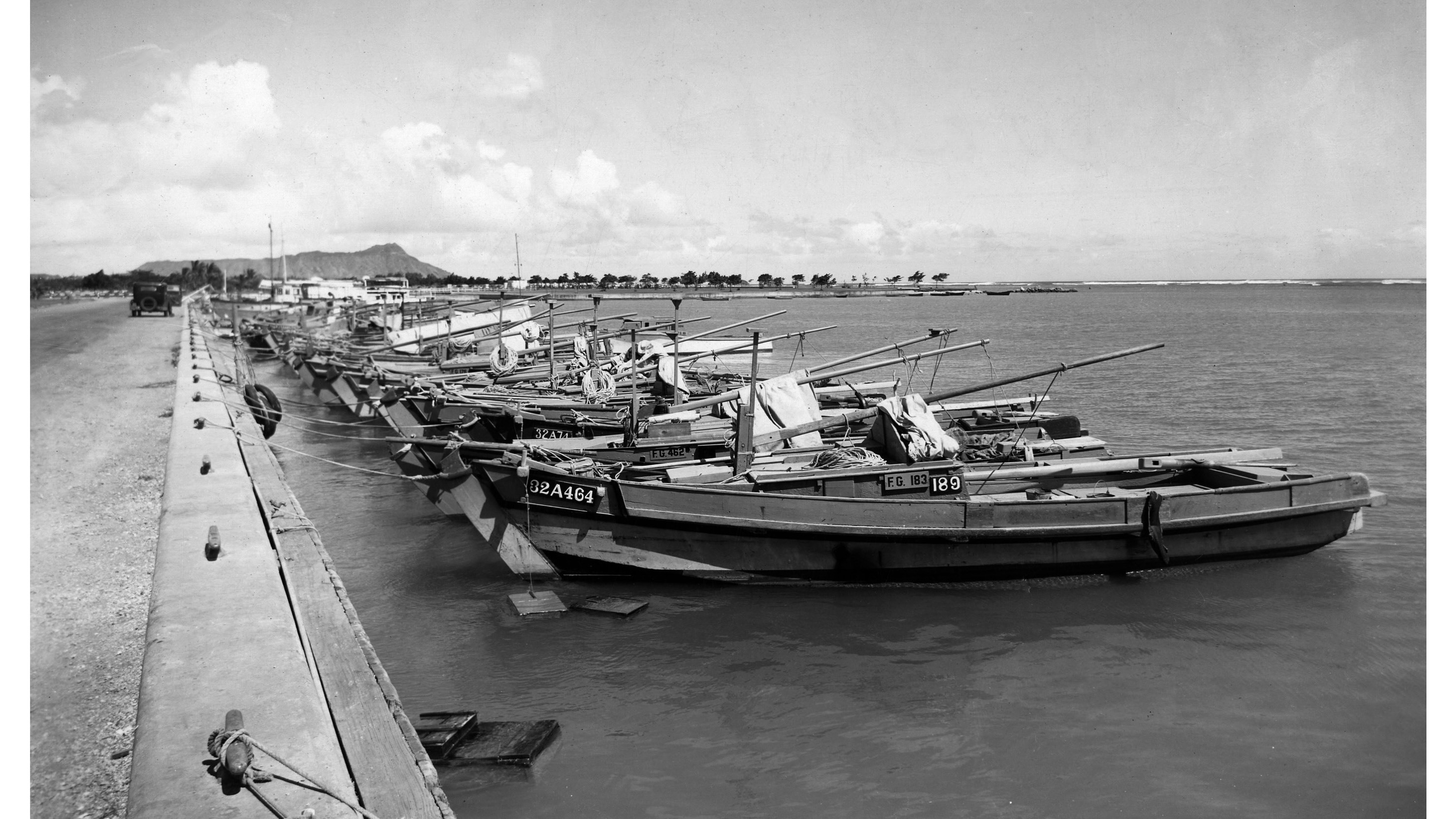 1940 fishing sampans Kewalo Basin