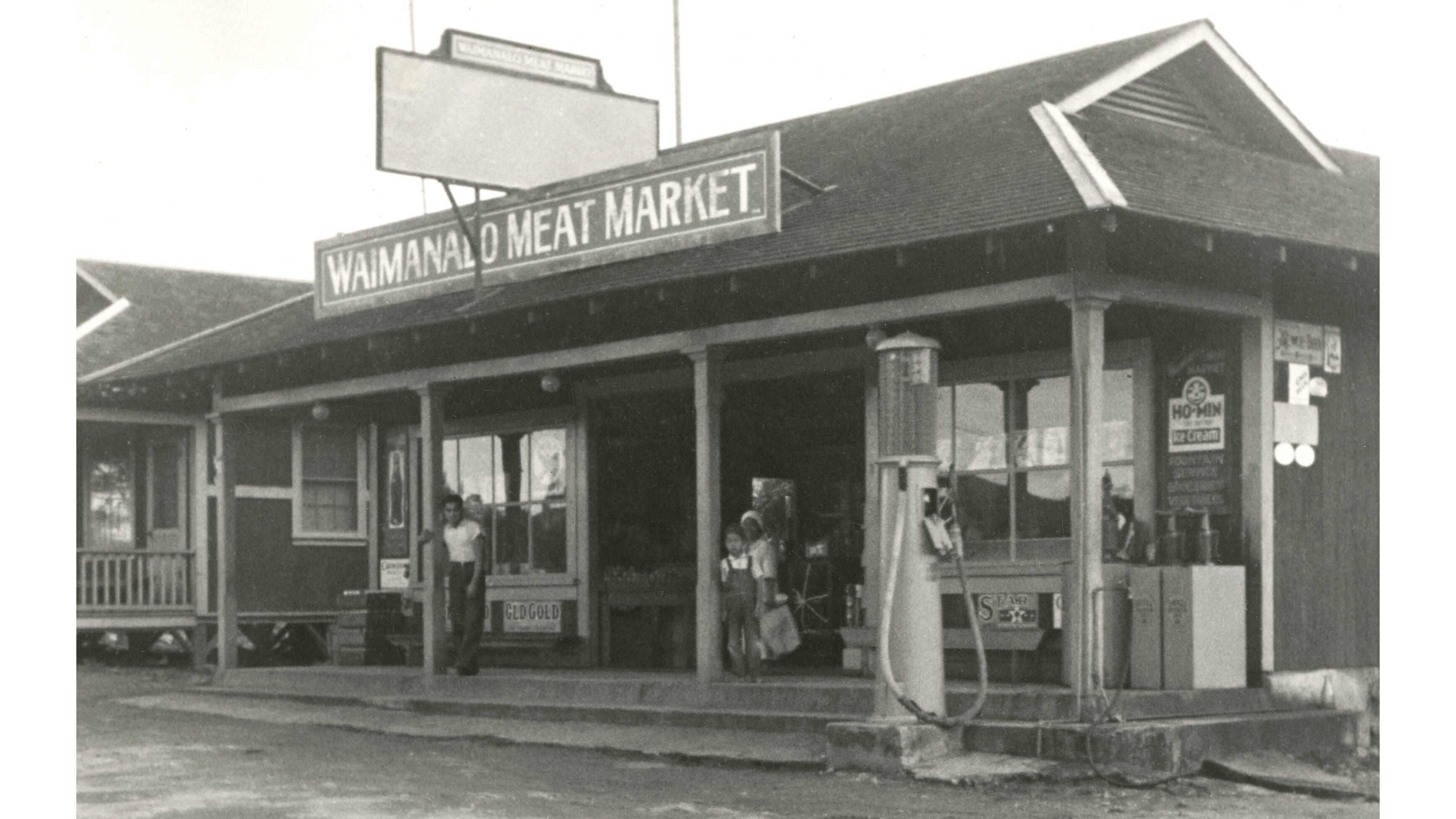 1934 gas pump in front of Waimanalo Meat Market