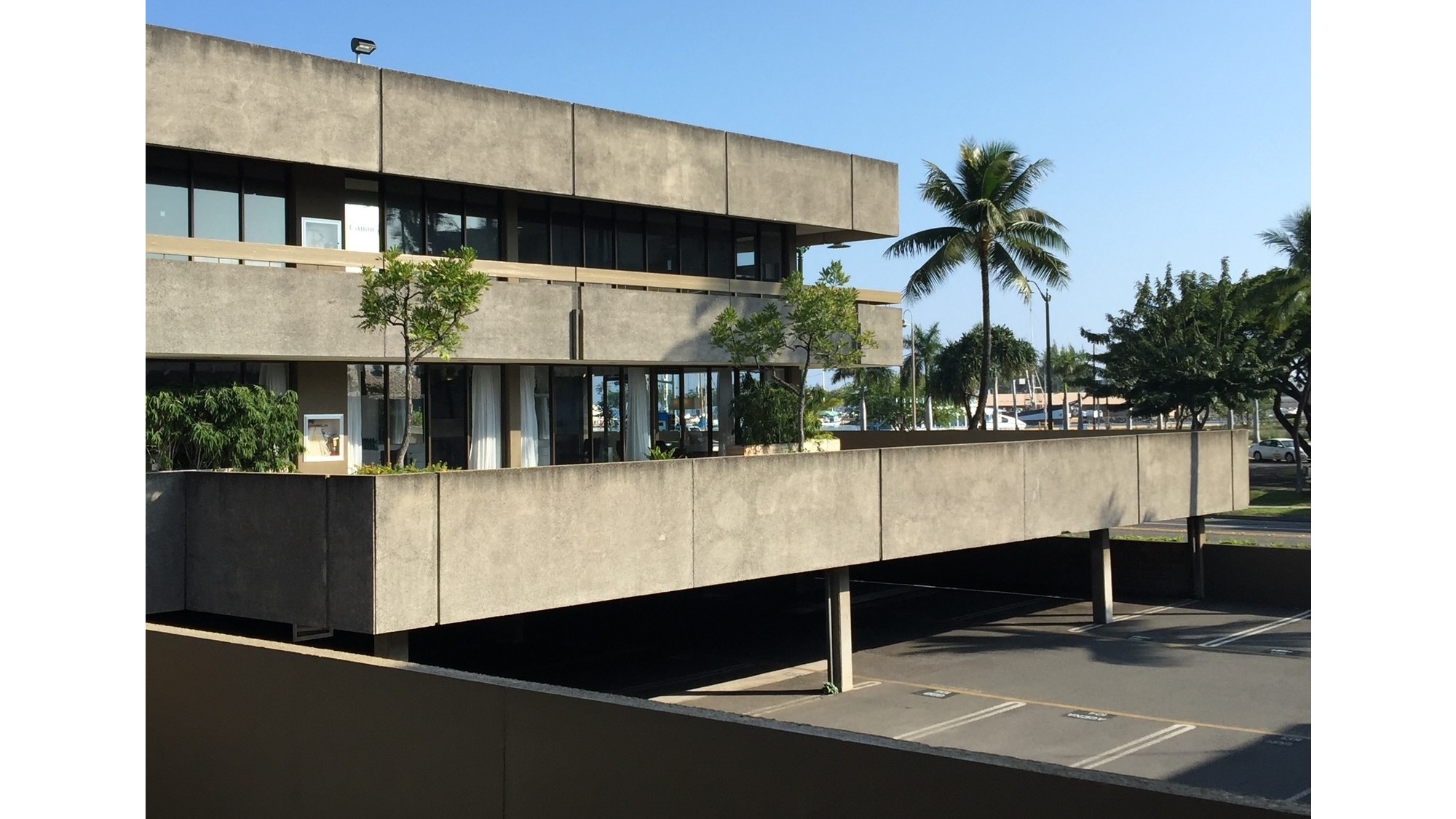 Ward Plaza detail