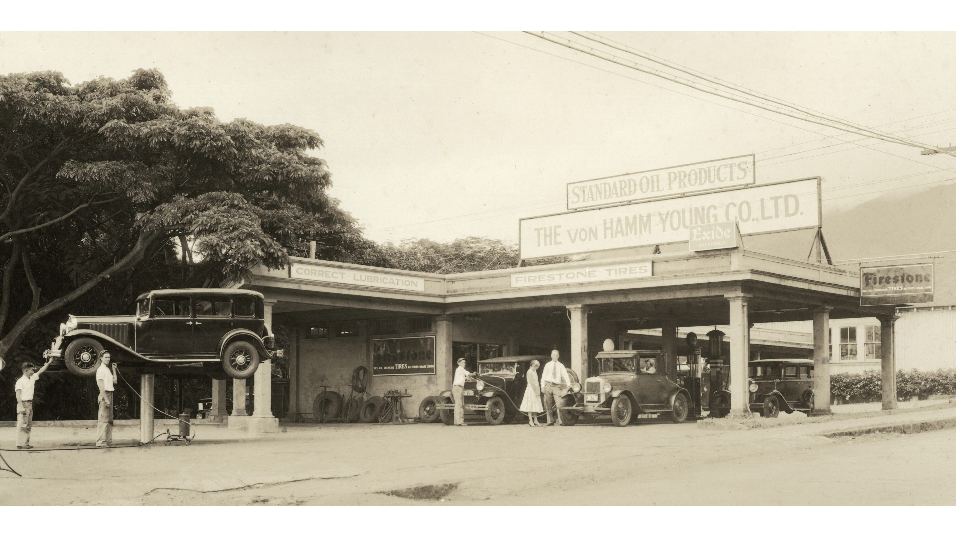 Wailuku gas station 1930