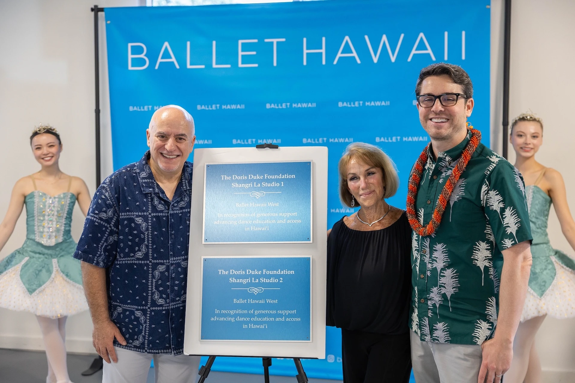 Dancers joined Richard Vida, executive director of Ballet Hawaiʻi; Pamela Taylor Tongg, artistic director of Ballet Hawaiʻi; and Ben Weitz, the executive director for Shangri La, for the dedication of two studios in Waipahu.