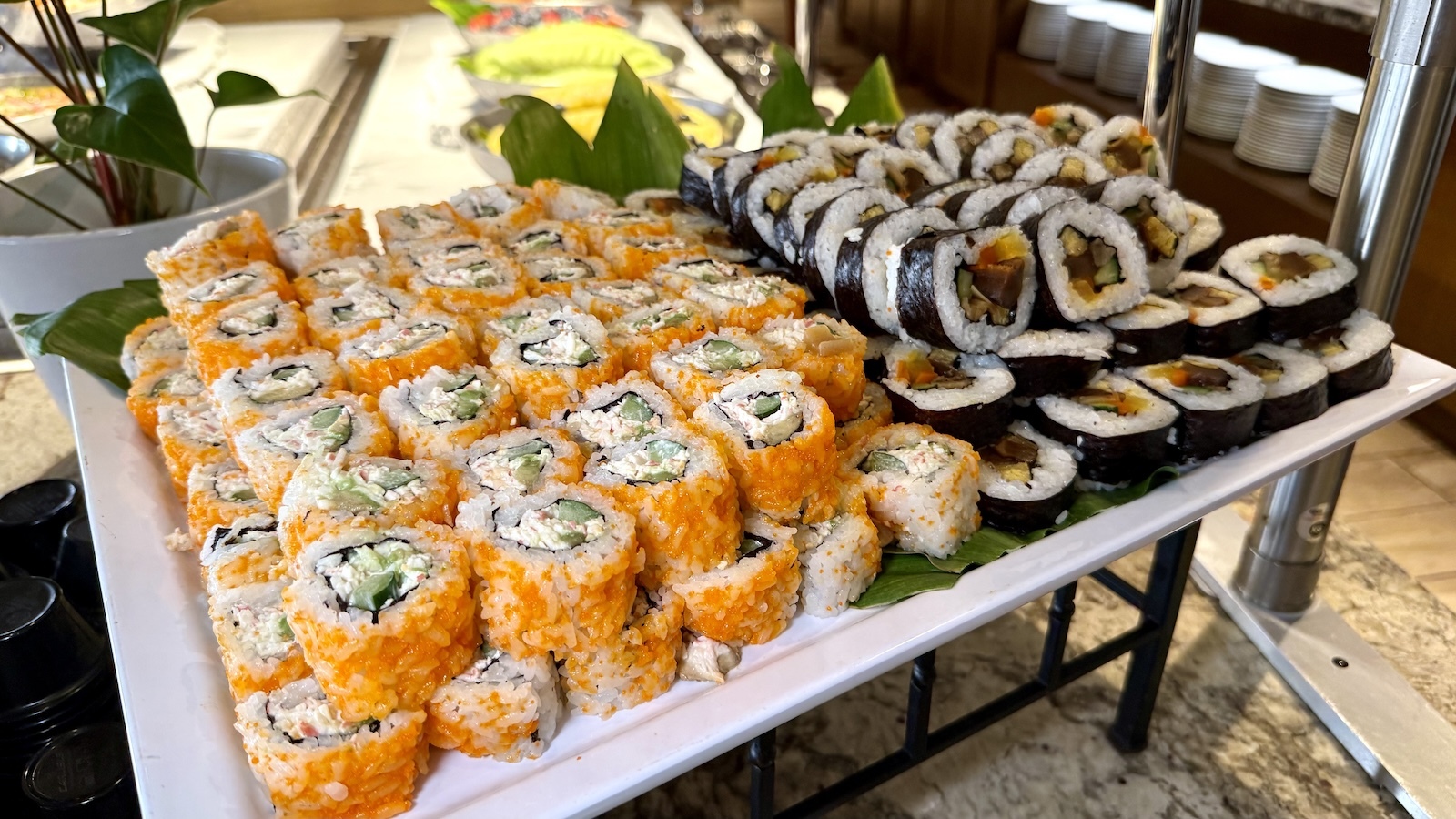 maki sushi rolls