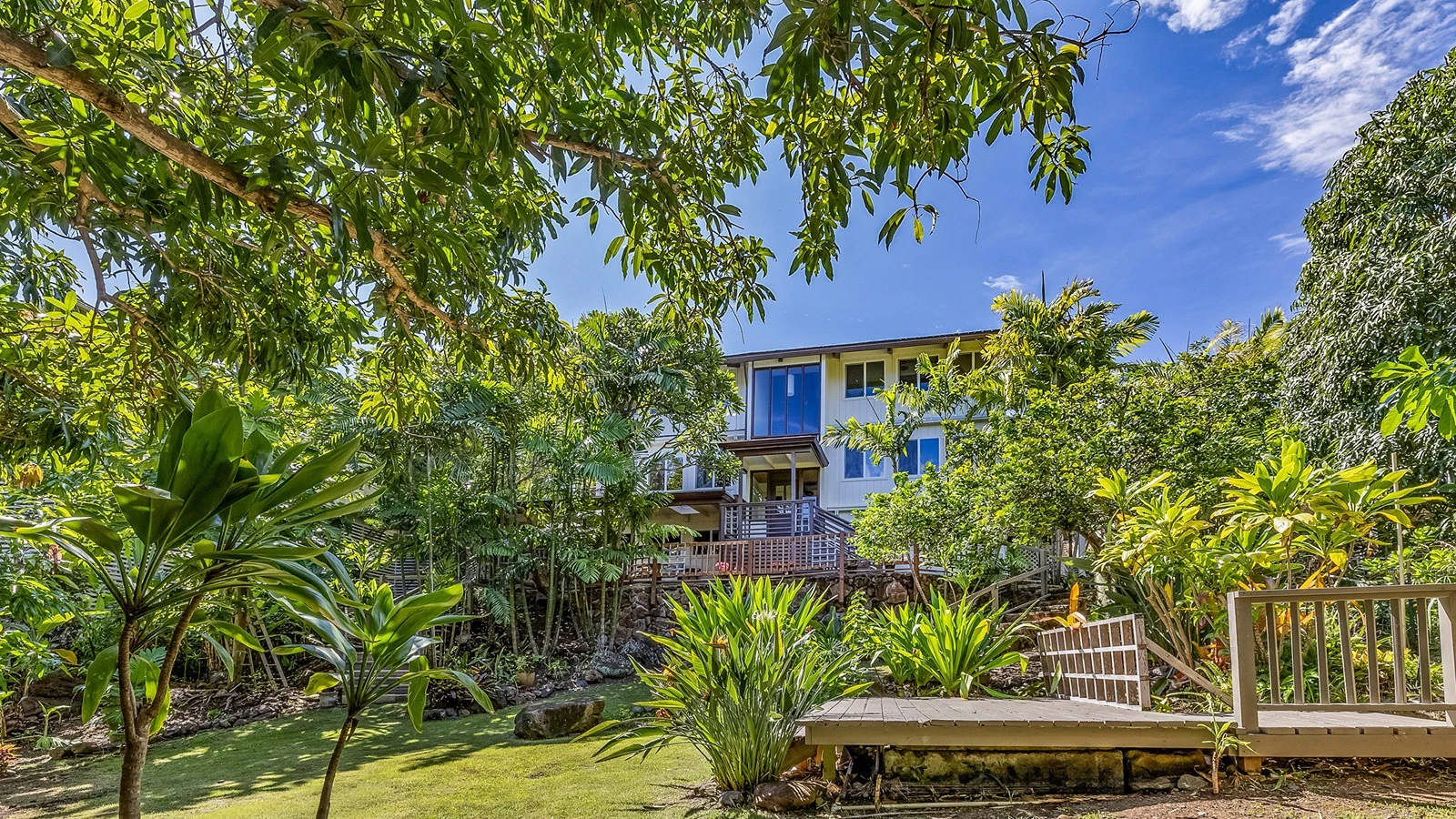 Located minutes away from Lanikai and Kailua beaches, a 2,450-square foot home at 322 Lapa Place has recently hit the market for $3.395 million.