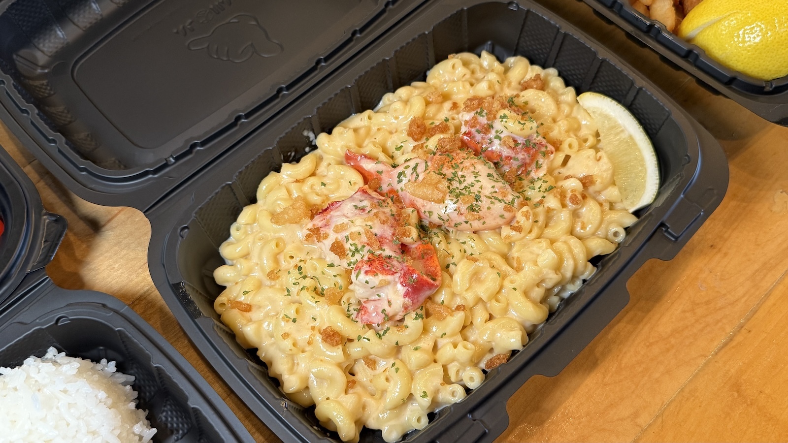 lobster mac and cheese