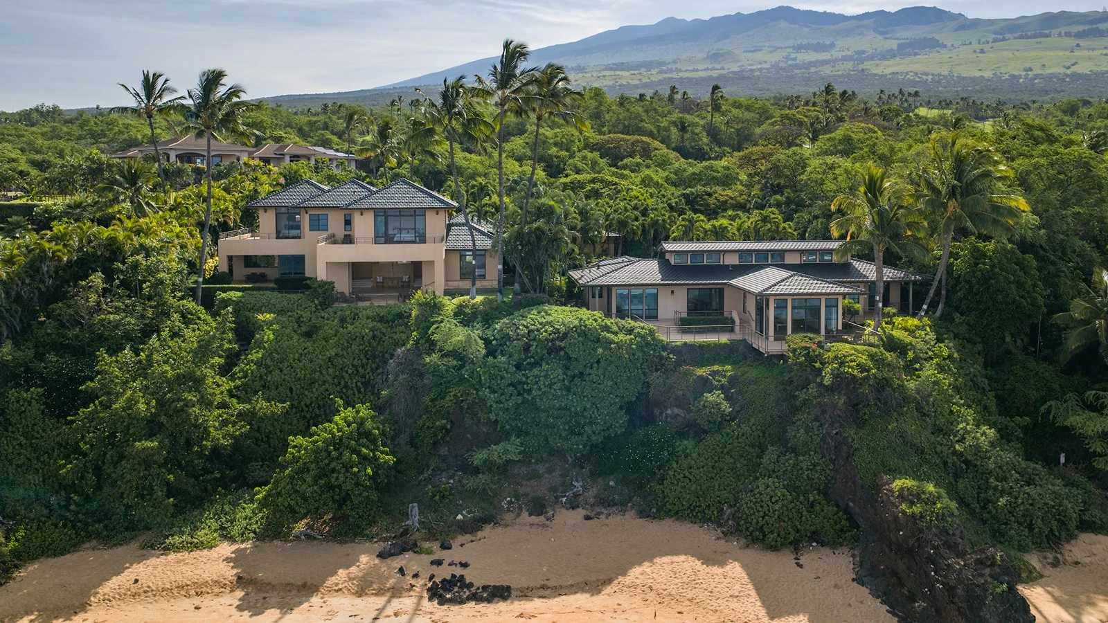 This oceanfront estate near Wailea, with two neighboring oceanfront residences, has hit the market with a $45 million asking price.