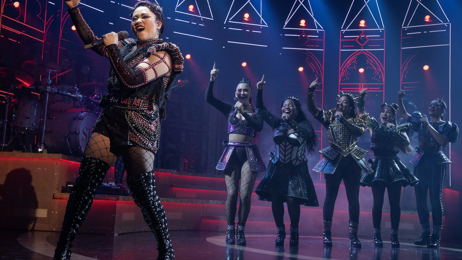 Producer gives inside scoop on 'Six,ʻ the Broadway musical touring Honolulu this month