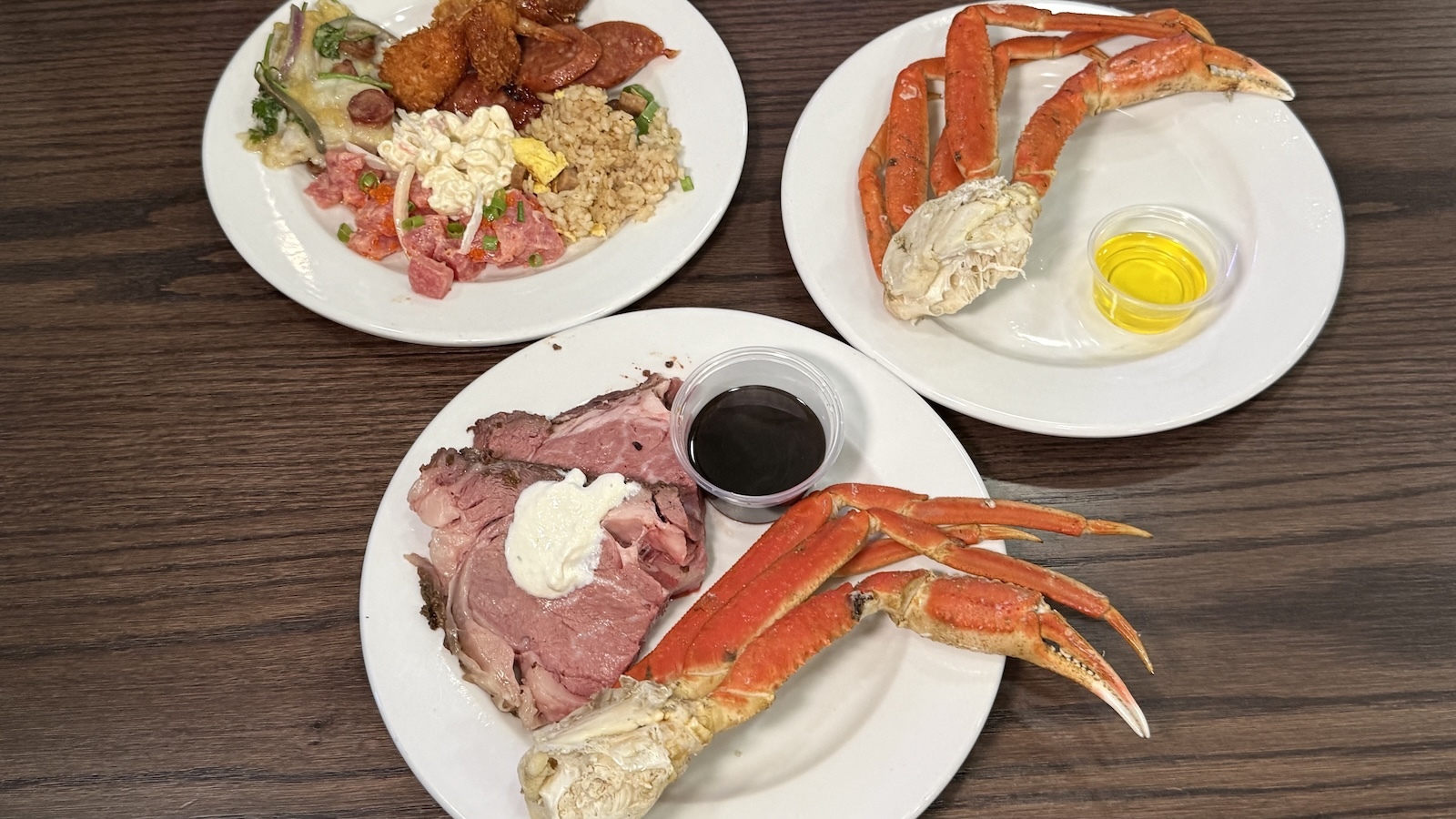 604 Clubhouse has a new breakfast buffet