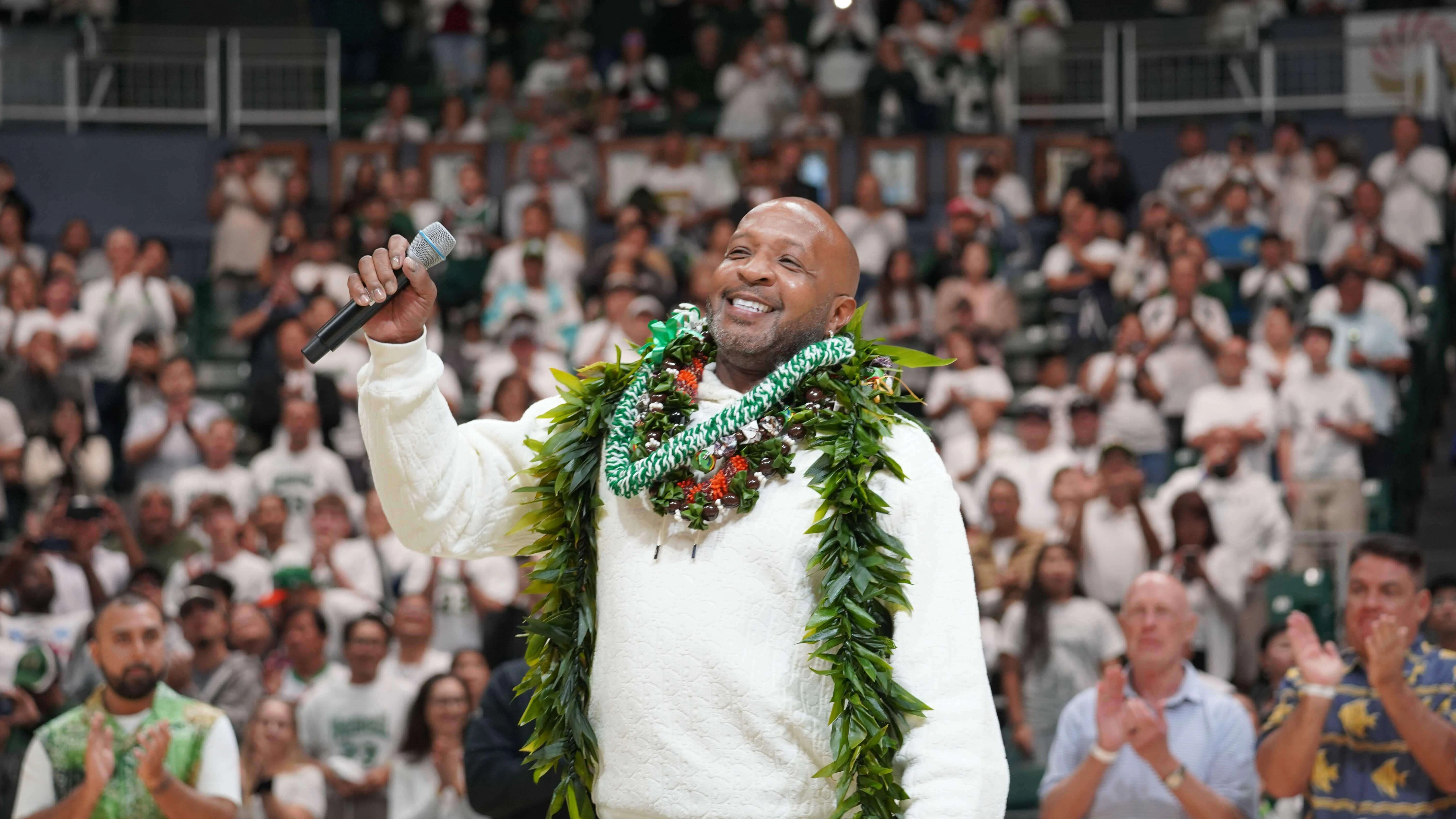 Hawai‘i men's basketball triumphs over UC Santa Barbara on AC Carter night