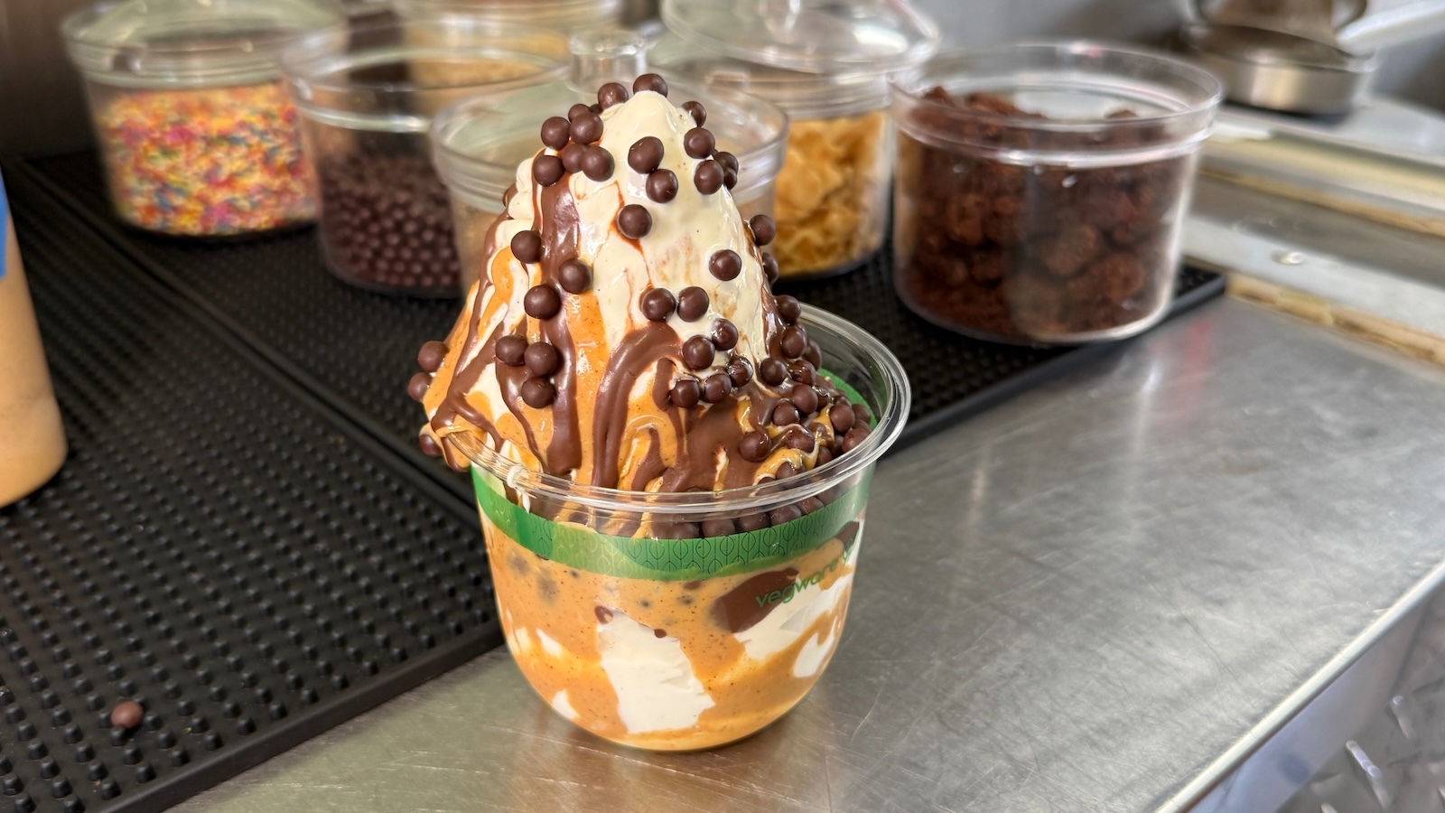 build your own sundae