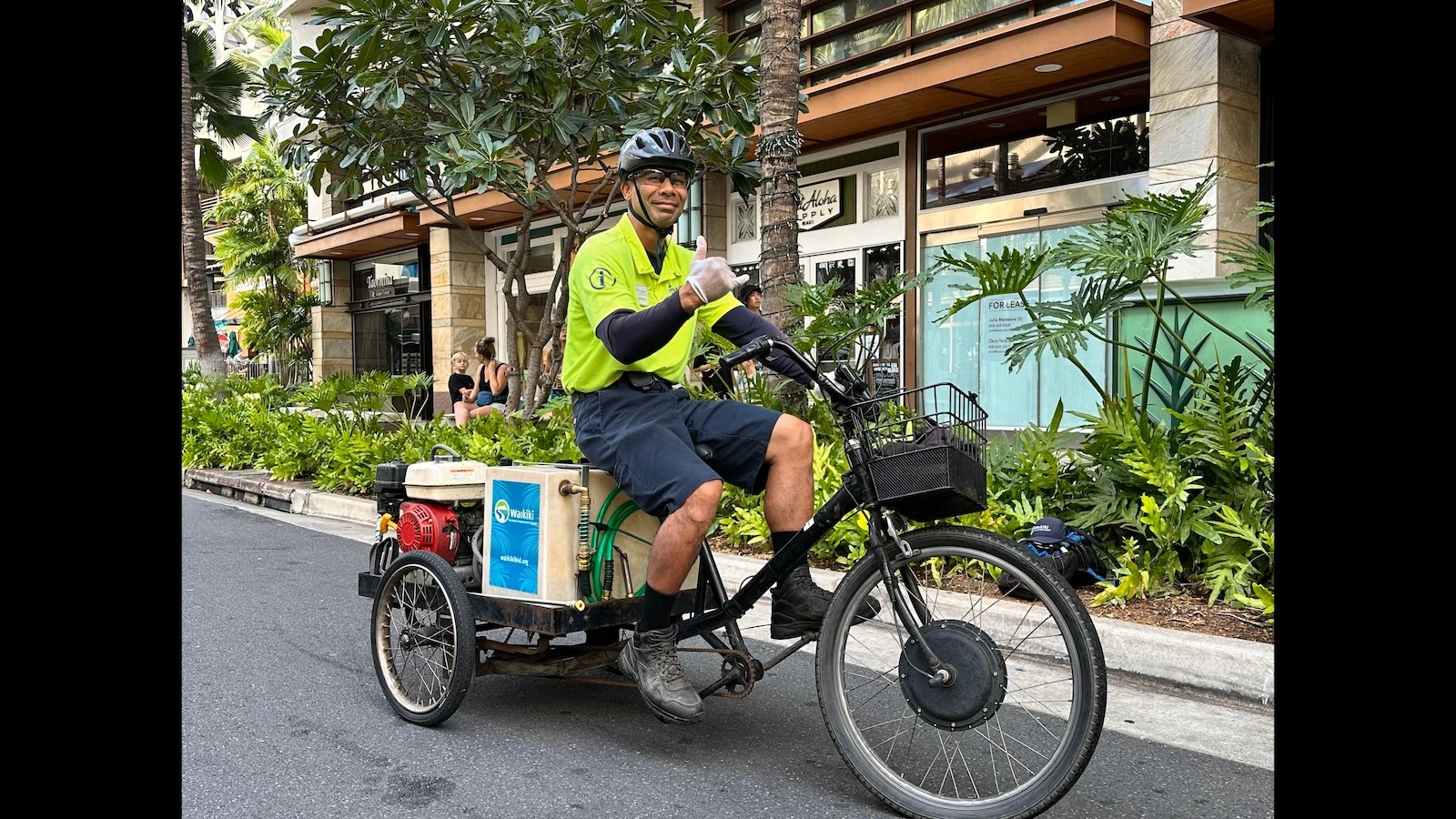 Aloha Ambassadors make measurable improvements in Waikīkī