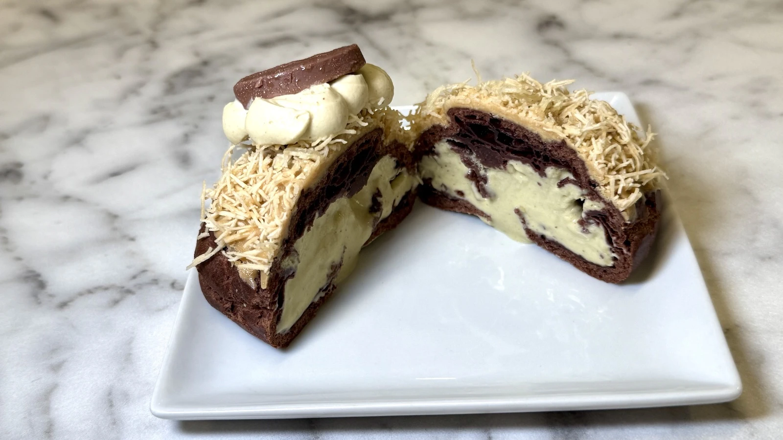 Dubai chocolate cream puff