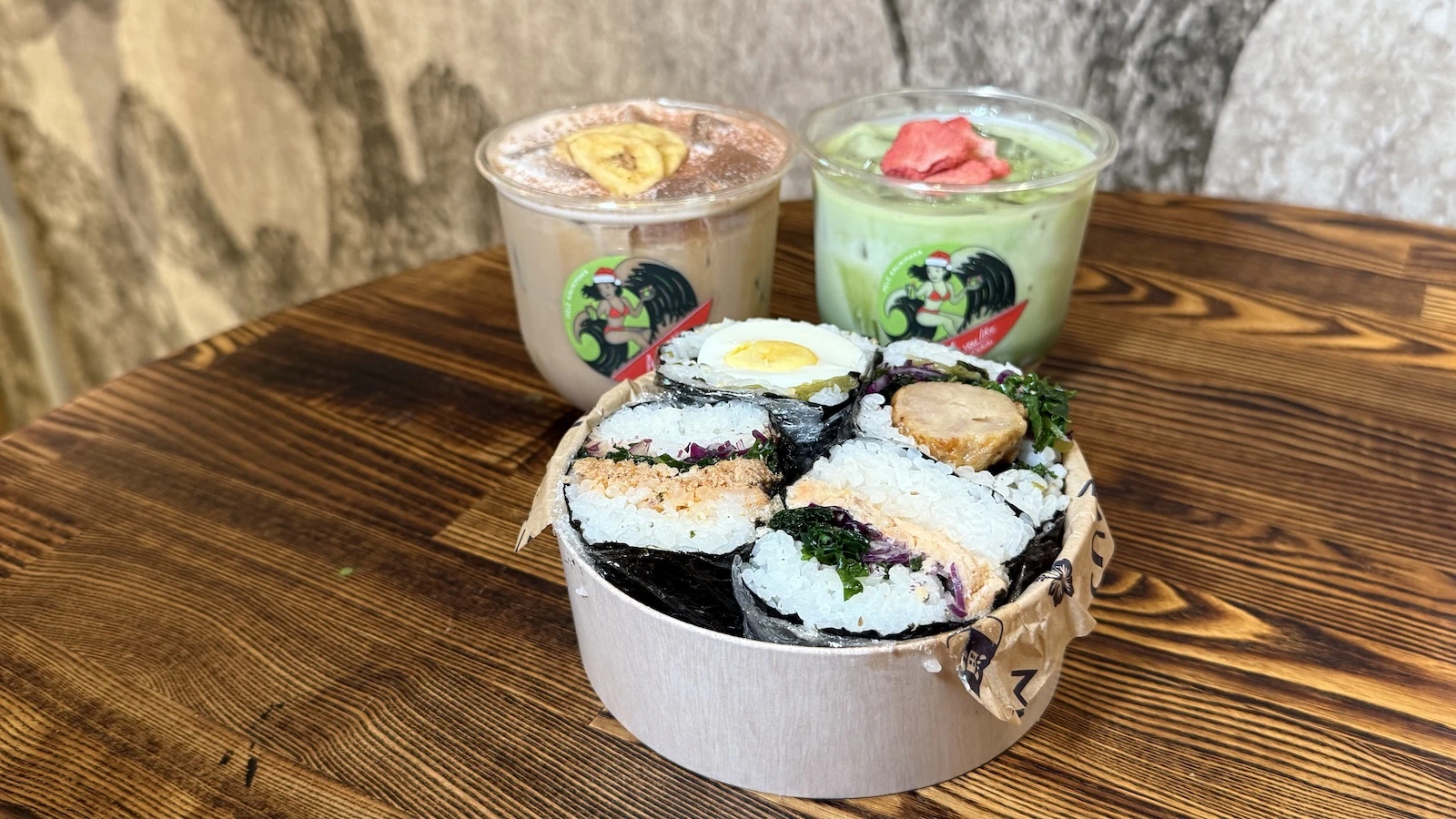 drinks and musubi bento