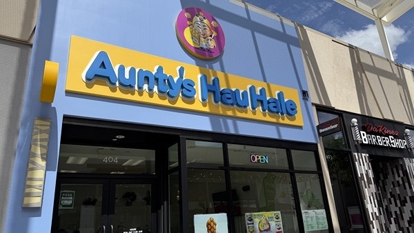 Aunty's Hau Hale sign