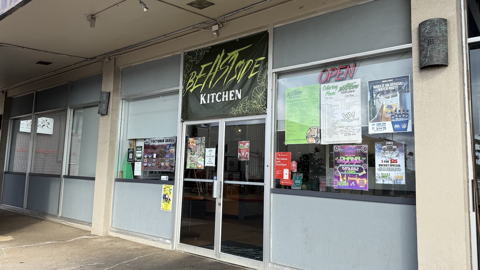 Beastside Kitchen sign