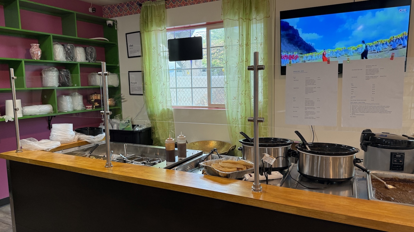 The food is offered in a casual, cafeteria-style format. Photo by Kelli Shiroma Braiotta