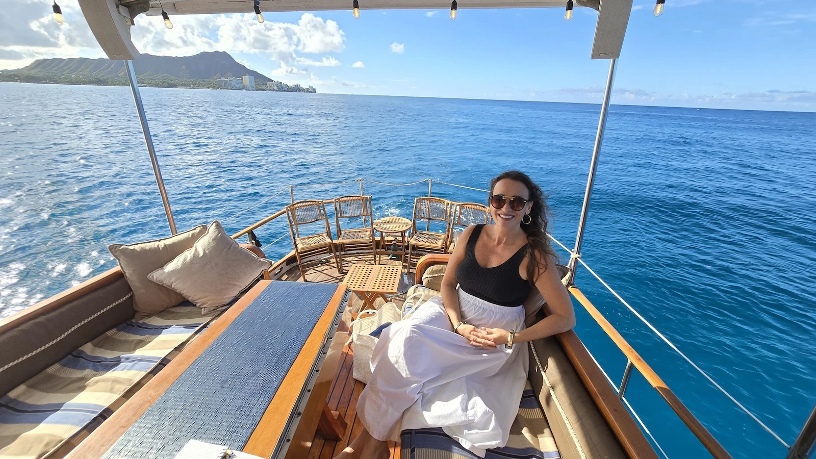 Historic tour boat Vida Mia delivers Old Hawai‘i charm