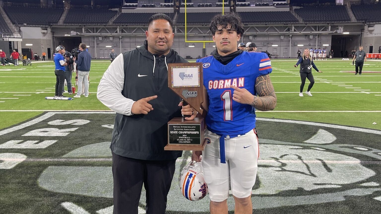 Chad and Champ Kapanui set for father-son matchup ahead of Hawai‘i-San Jose State game