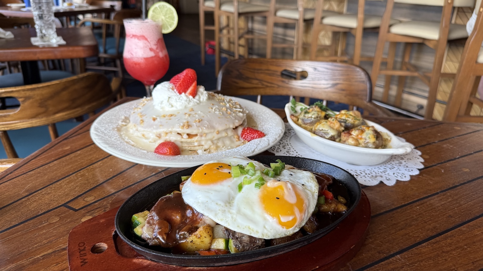 Chart House Waikīkī launched a brunch discount