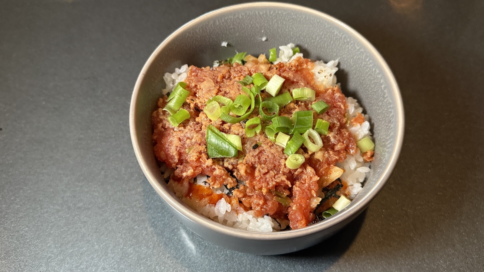 spicy ahi don