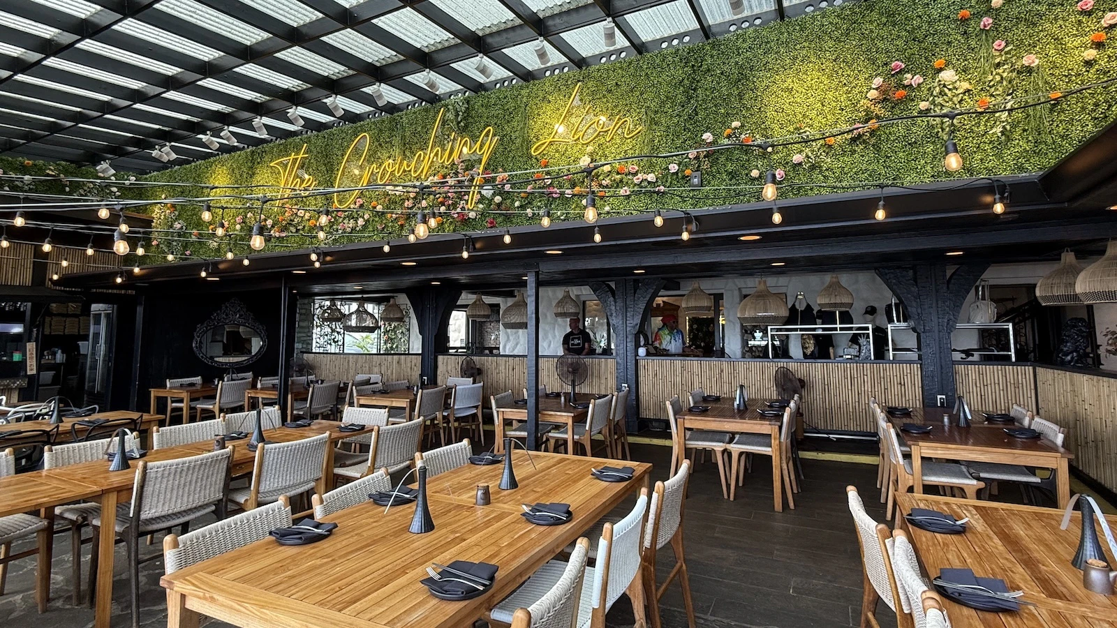 Crouching Lion interior