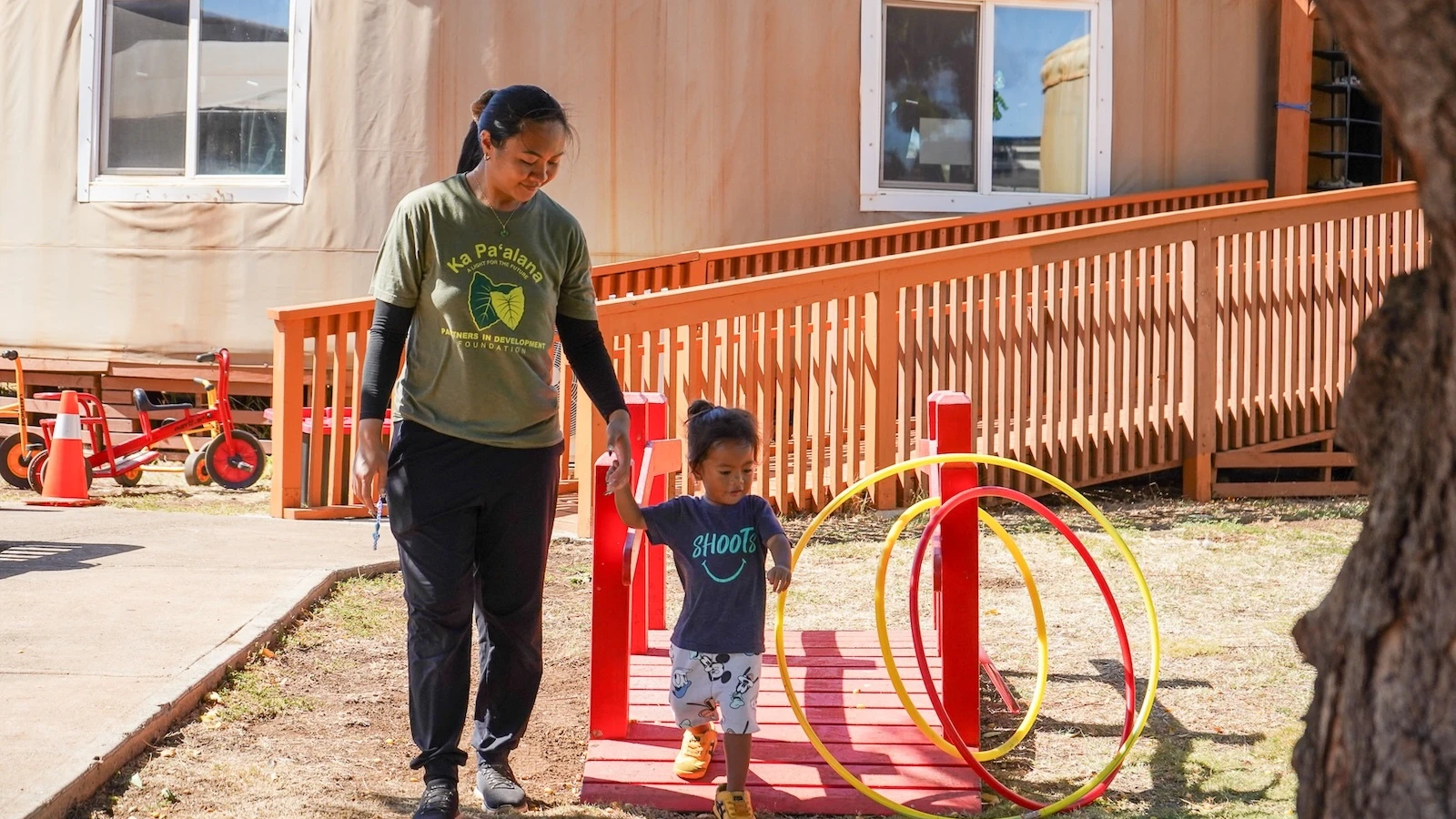 Of PIDF’s 10 free community programs offered statewide, three are dedicated to early childhood education: Ka Pa’alana Homeless Family Education, Nā Pono No Nā ʻOhana and Tūtū and Me.