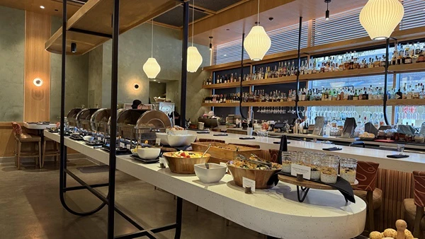 Budget Bites: ELEVEN’s weekend brunch buffet