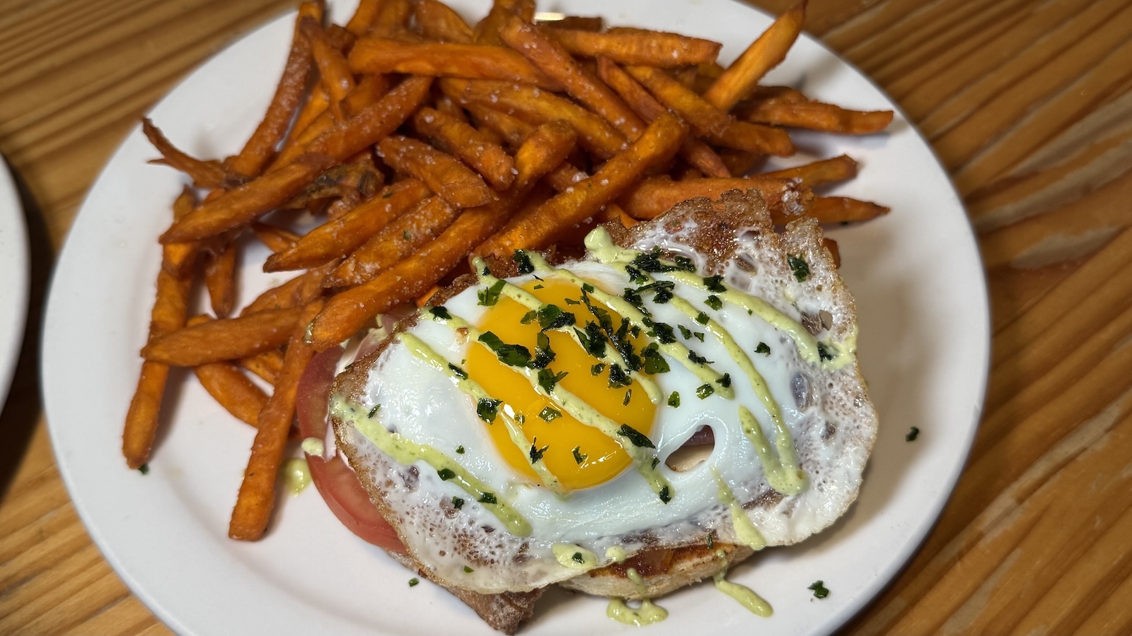 prosciutto egg toast