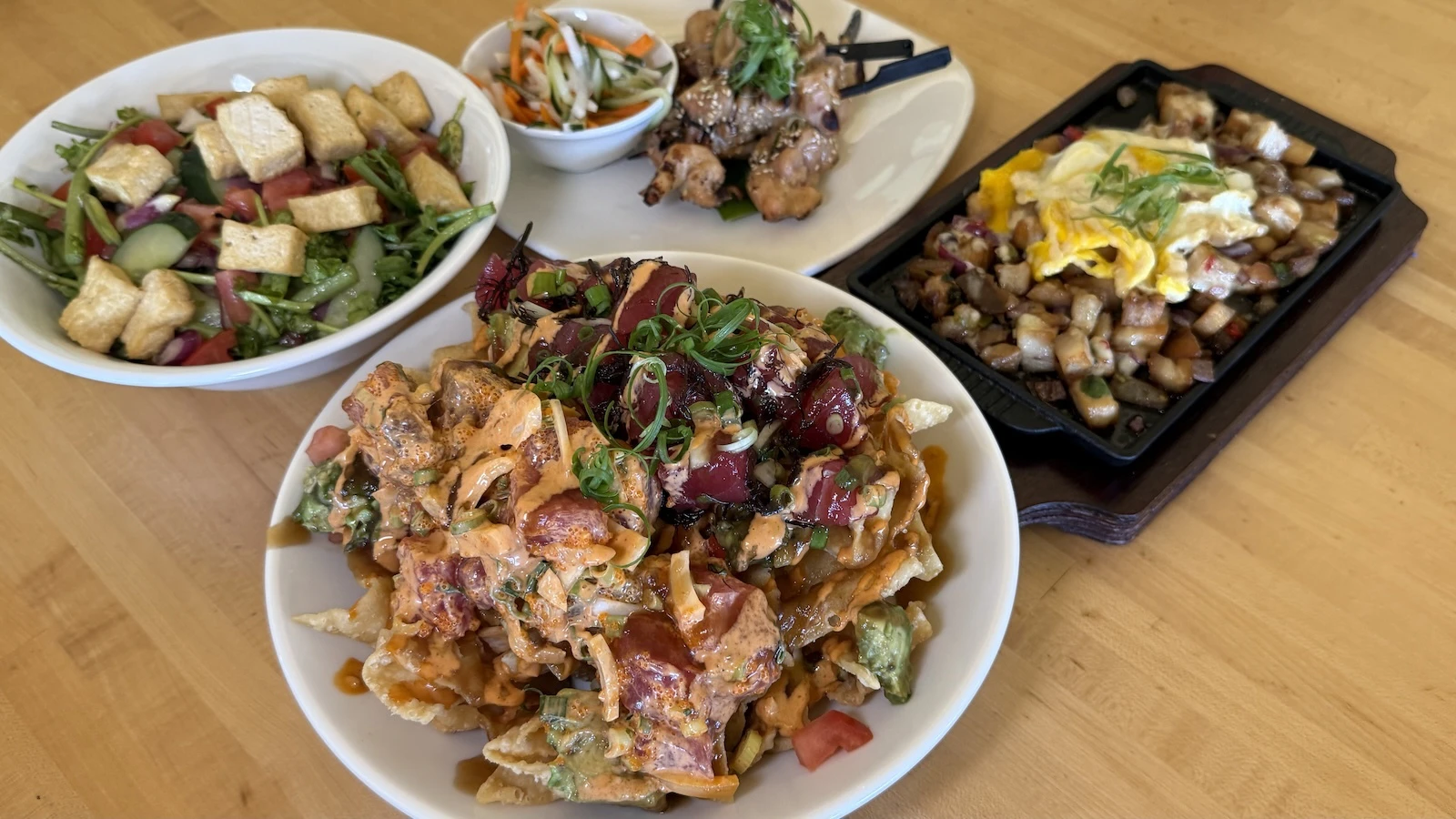 poke nachos