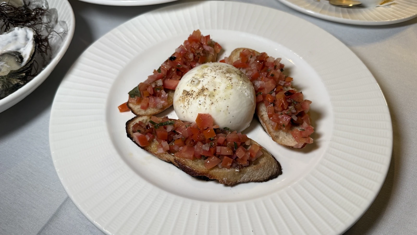 Bruschetta with burrata