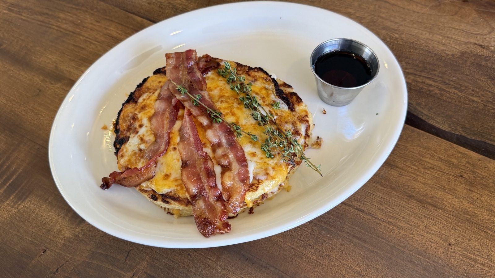 bacon mac and cheese pancakes