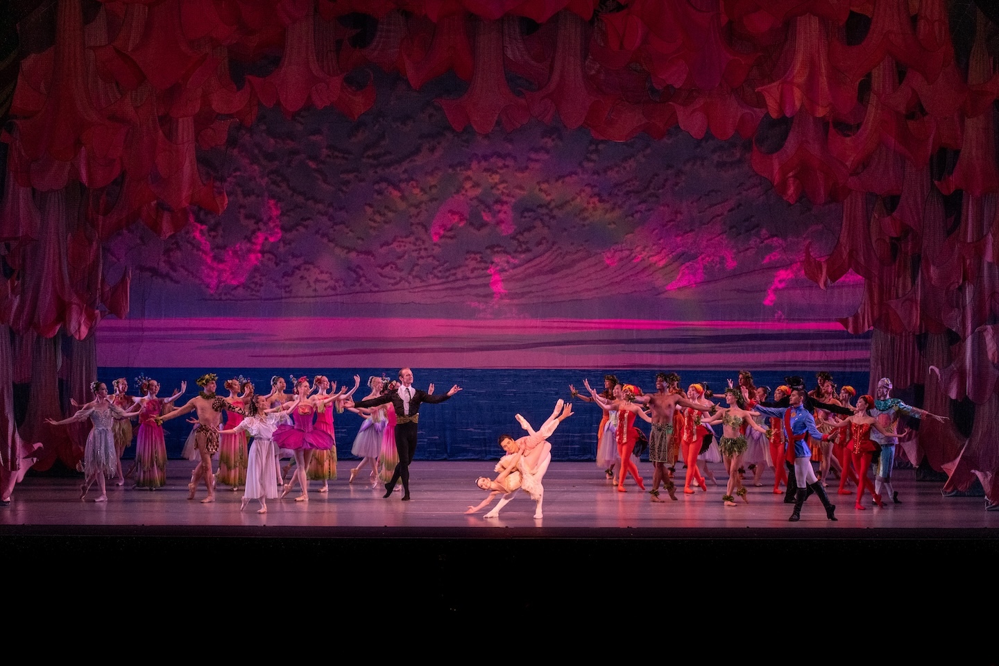 A group picture of Ballet Hawaiʻi's "The Nutcracker" when Aria Kaneshige played Clara.