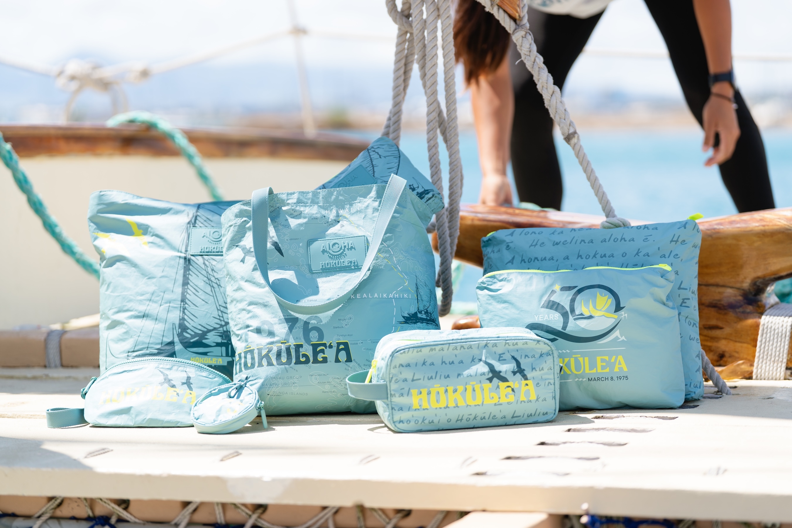 Proceeds from the sale of these special edition bags will go to Polynesian Voyaging Society.