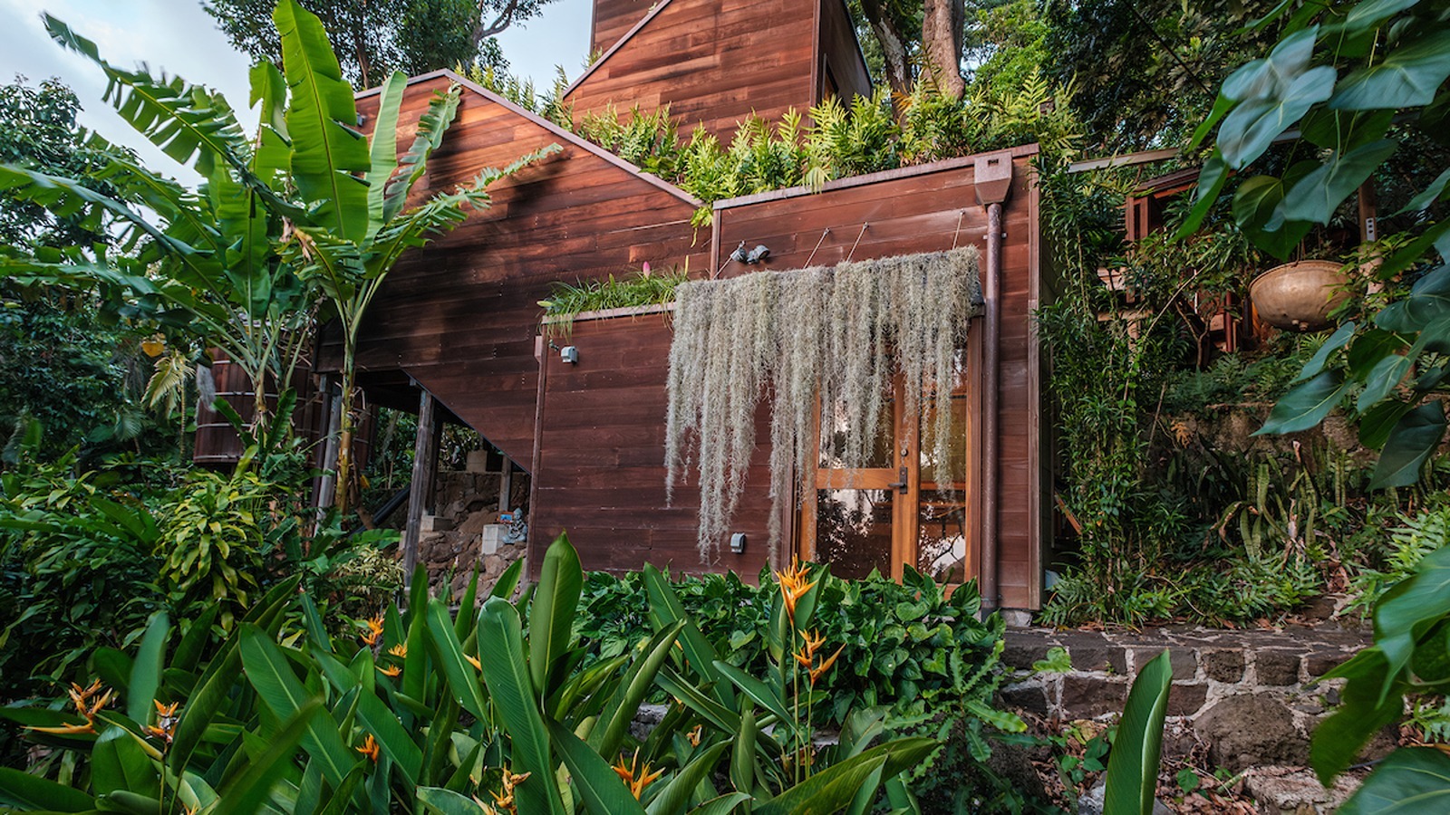 Haleola‘ili‘āinapono