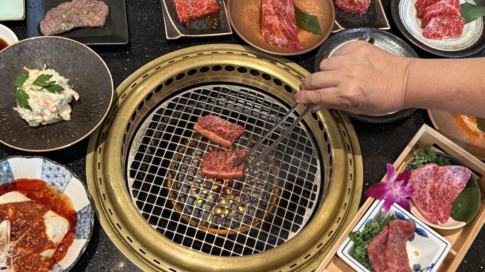 Han No Daidokoro just launched a new happy hour at its Kakaʻako location