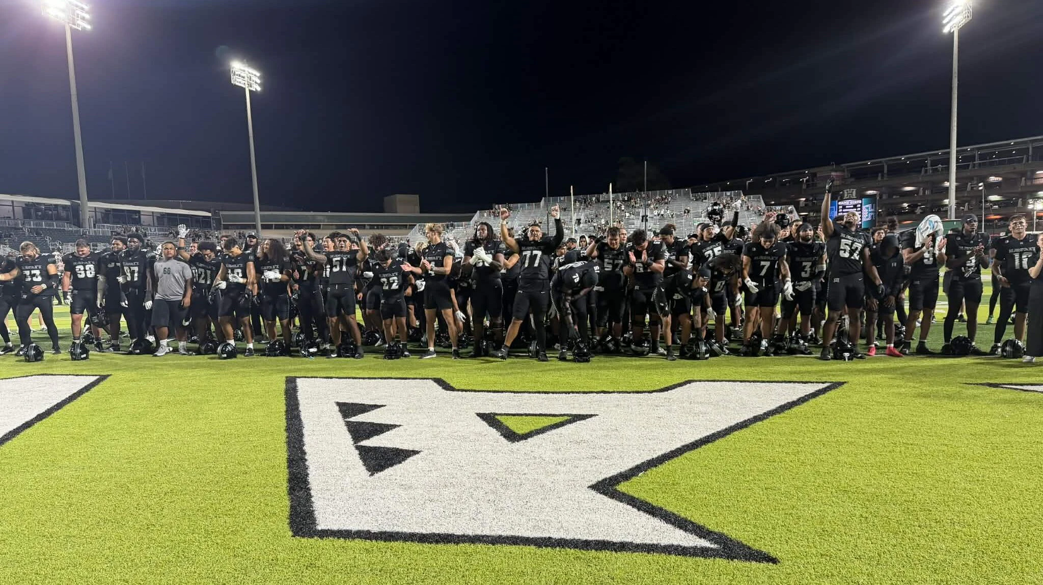 Hawaii Football 101125