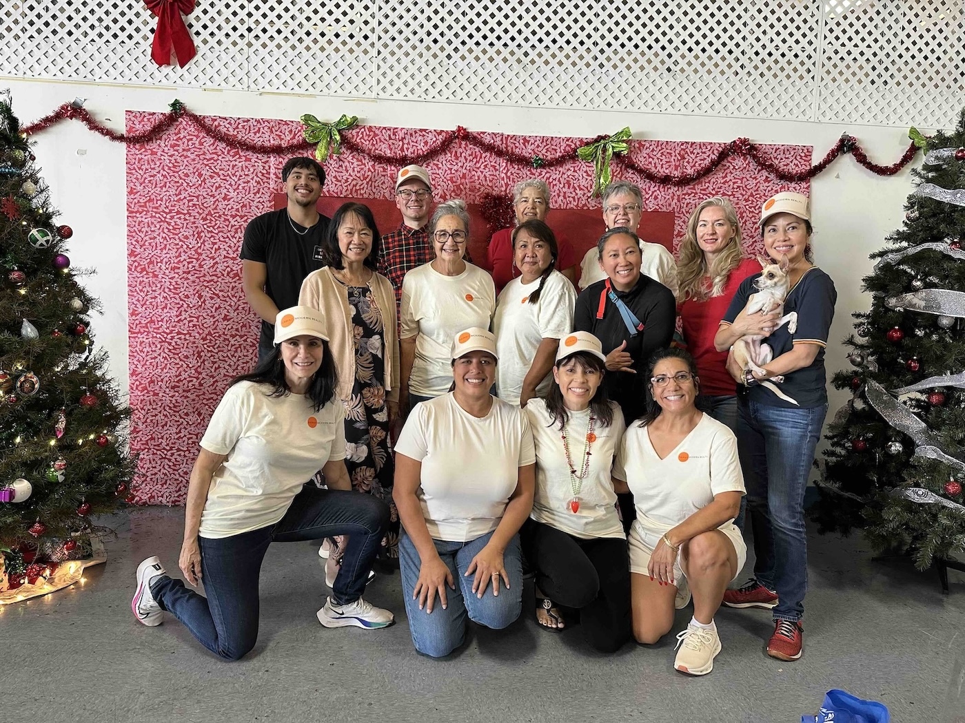 Hawaiʻi Modern Realty Christmas 2025