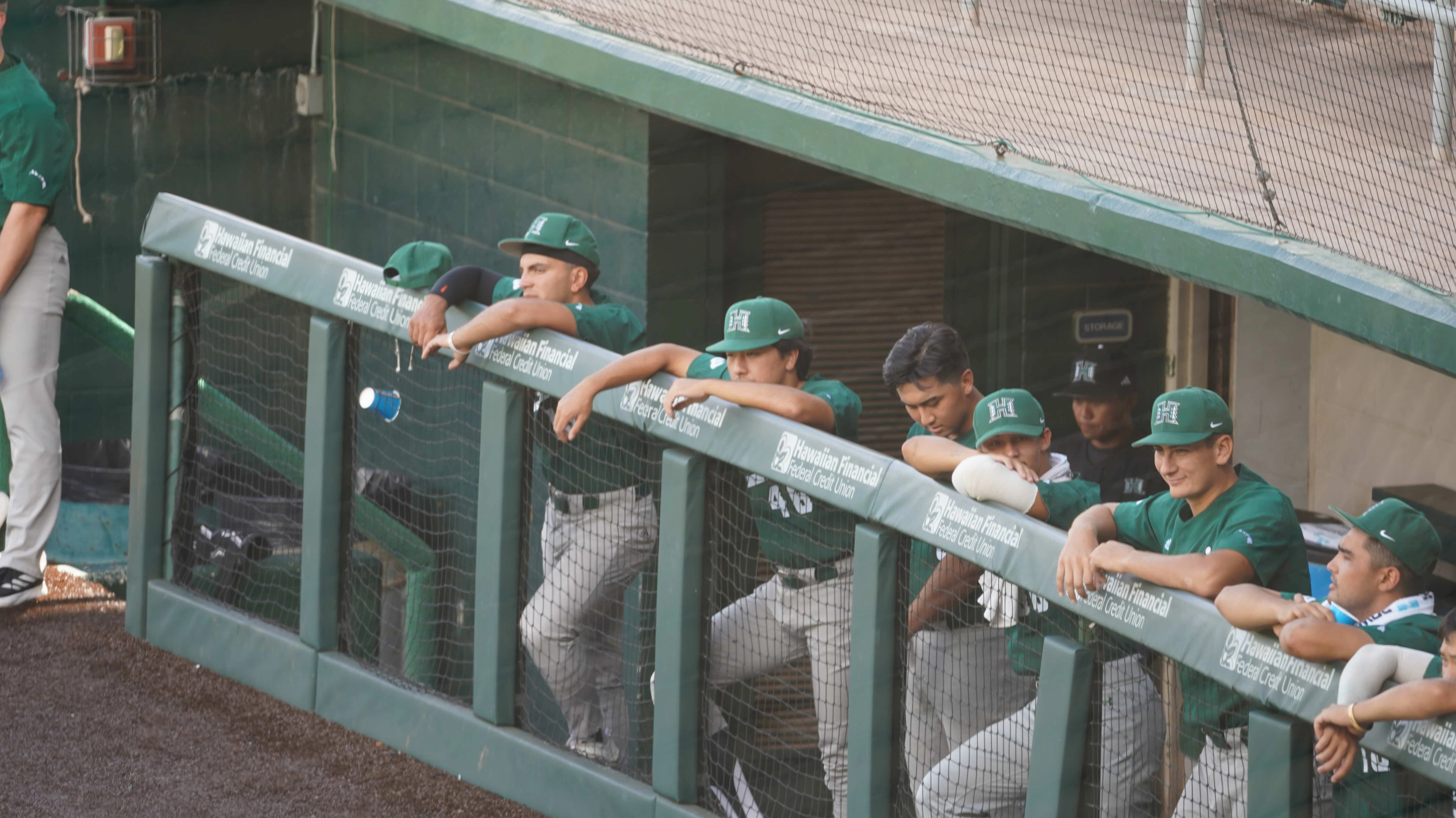 Hawaii baseball 110325