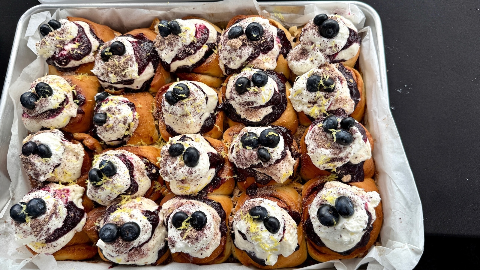 lemon blueberry cinnamon roll