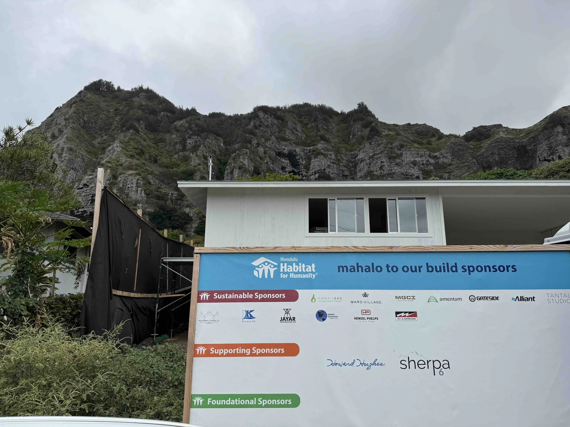 Supporting sponsors for this build include Howard Hughes and Sherpa 6, among various local and national partners.