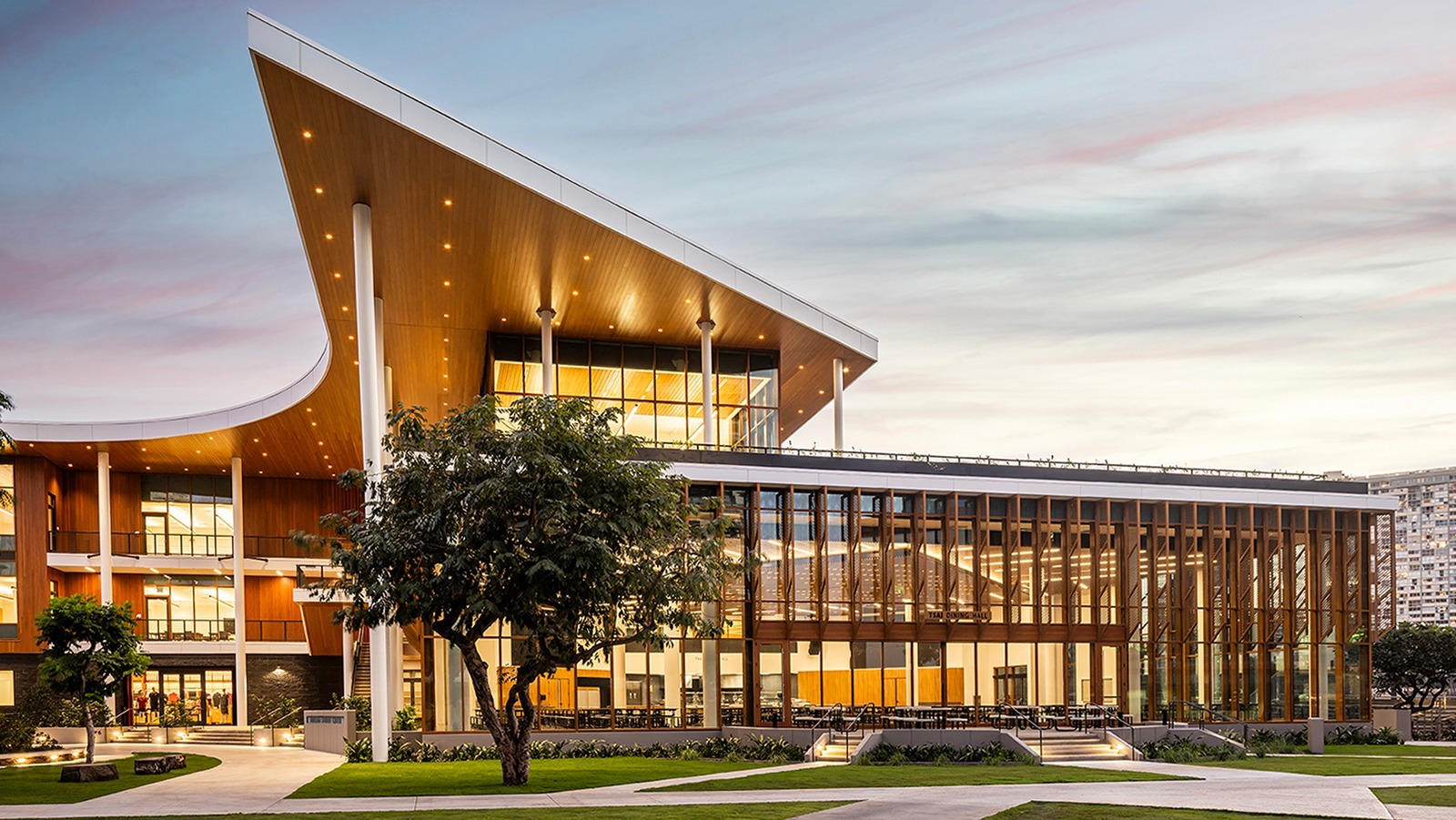 'Iolani School Arrillaga Student Center