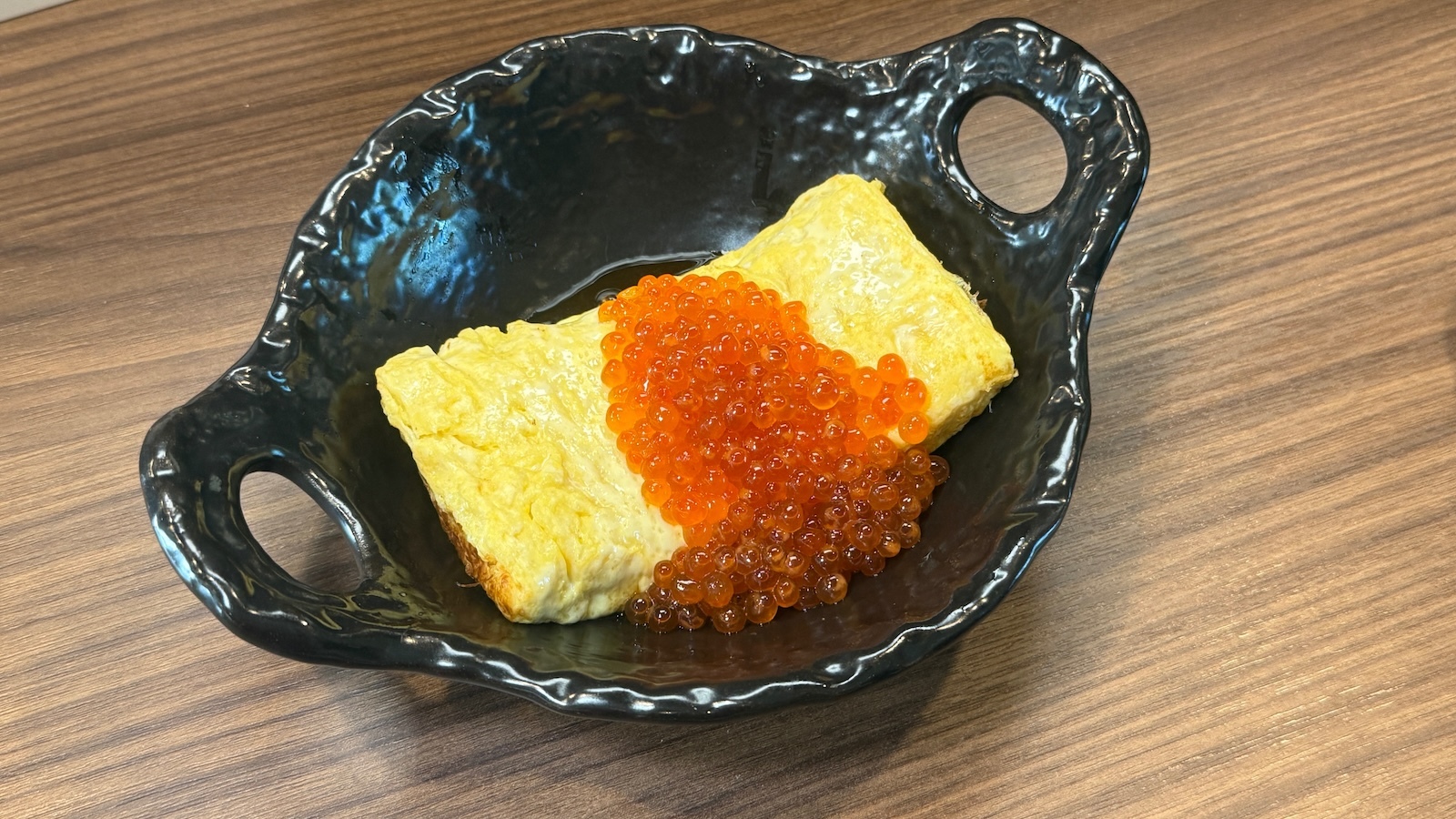 omelet with ikura