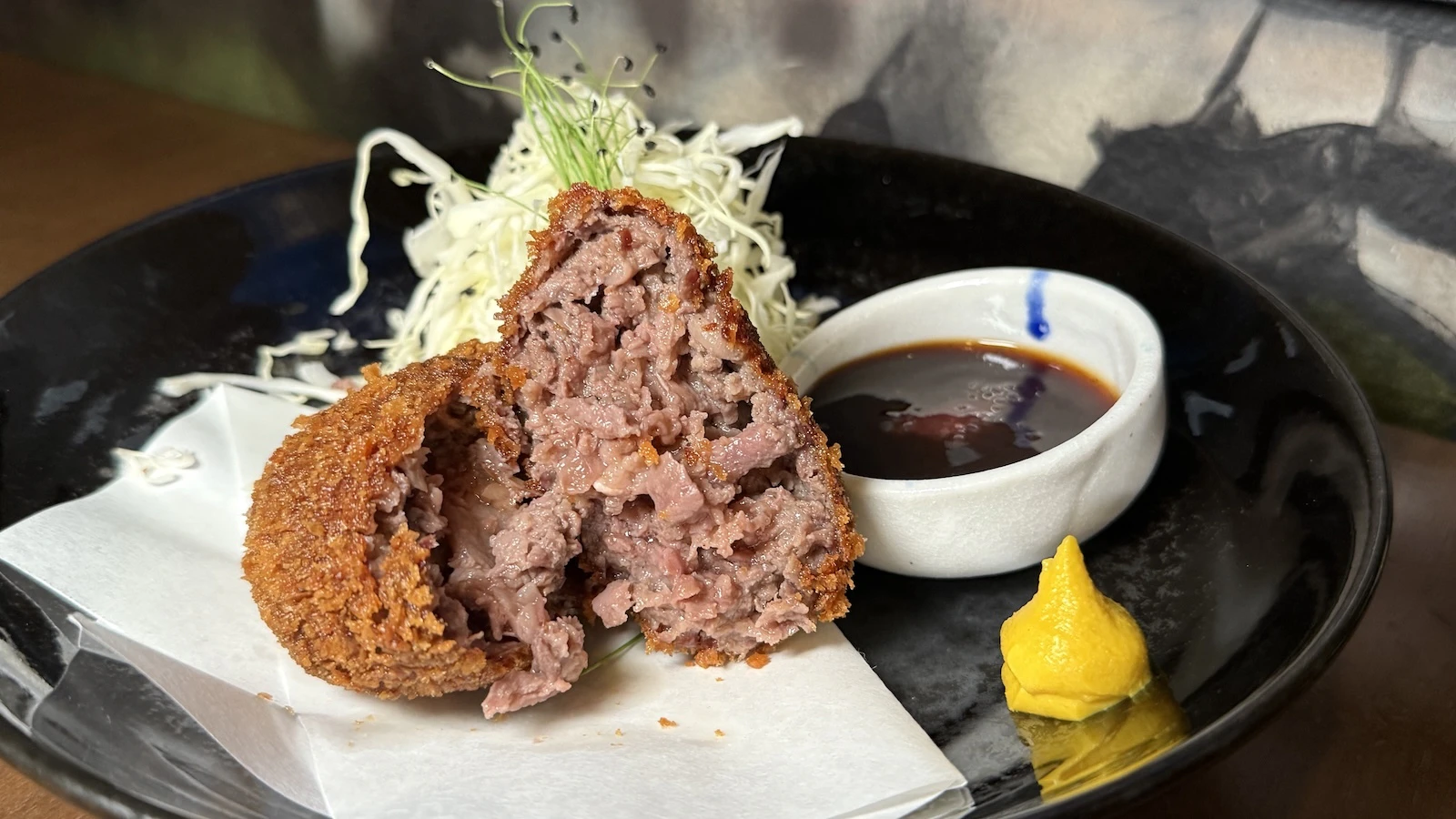 menchi katsu interior