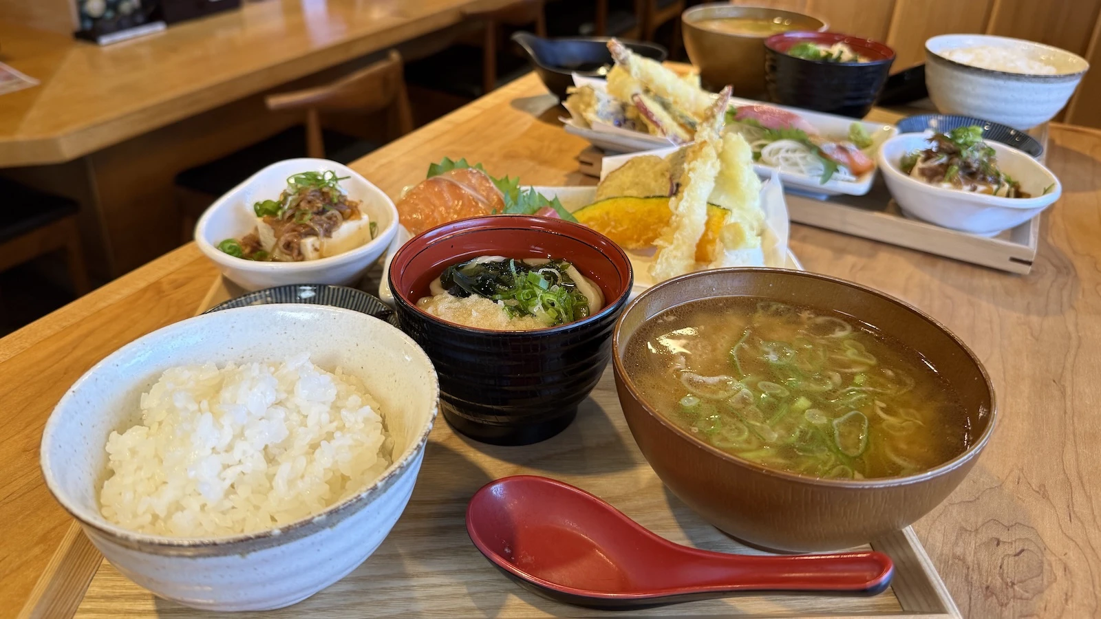 tempura and sashimi set