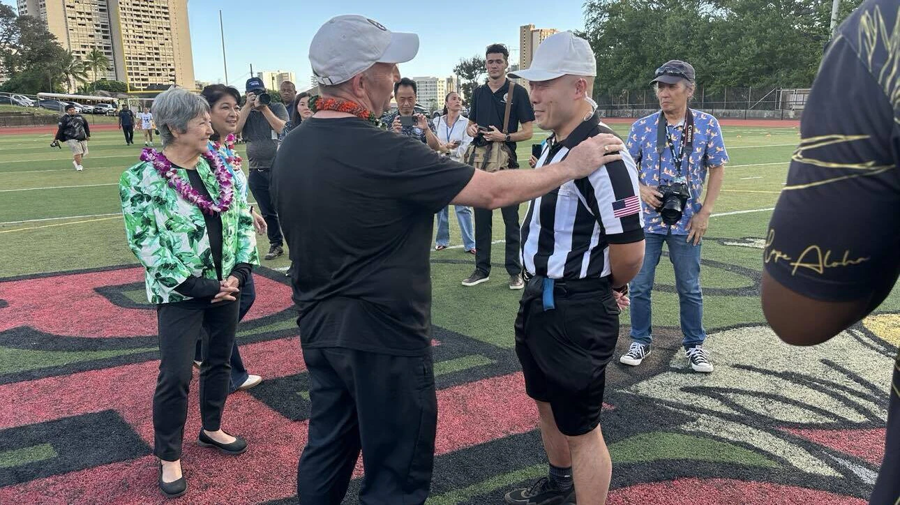 Josh Green and ref